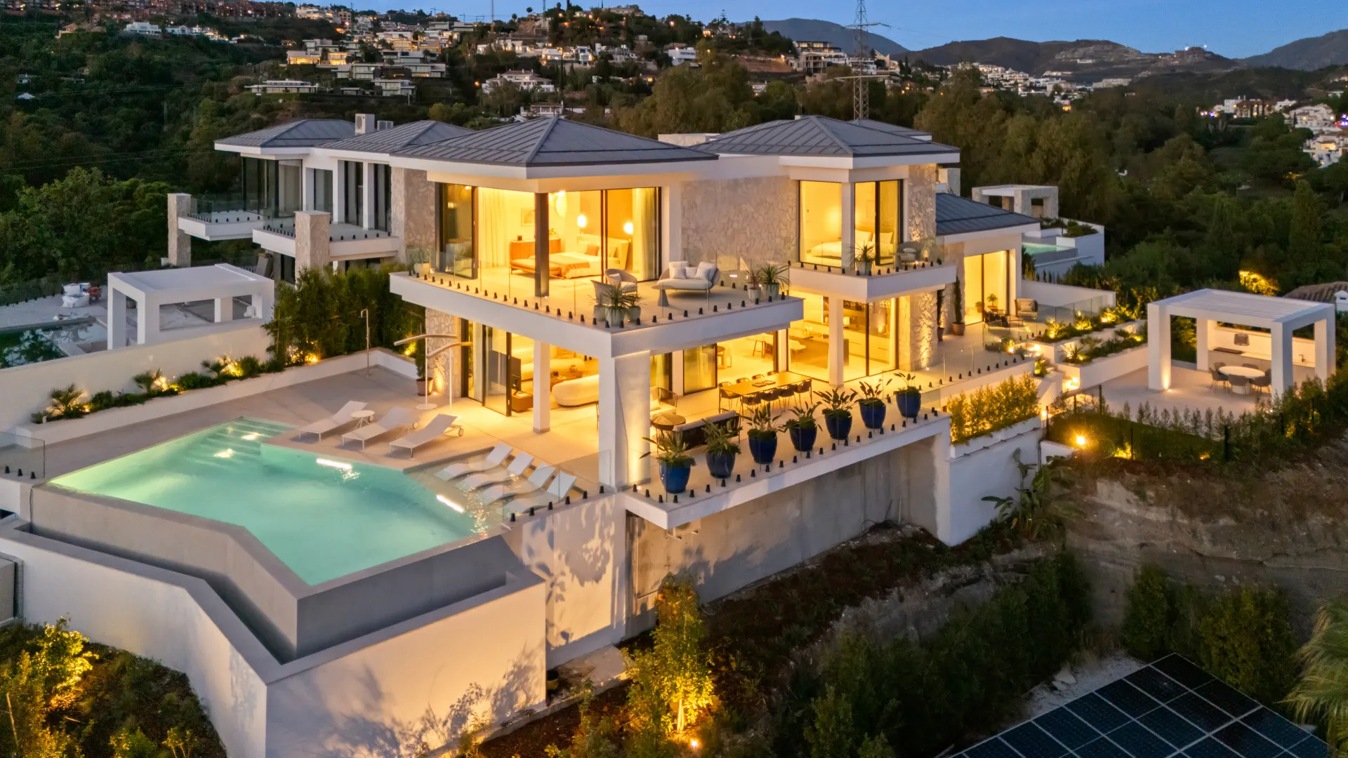 For sale La Quinta 5 bedrooms villa