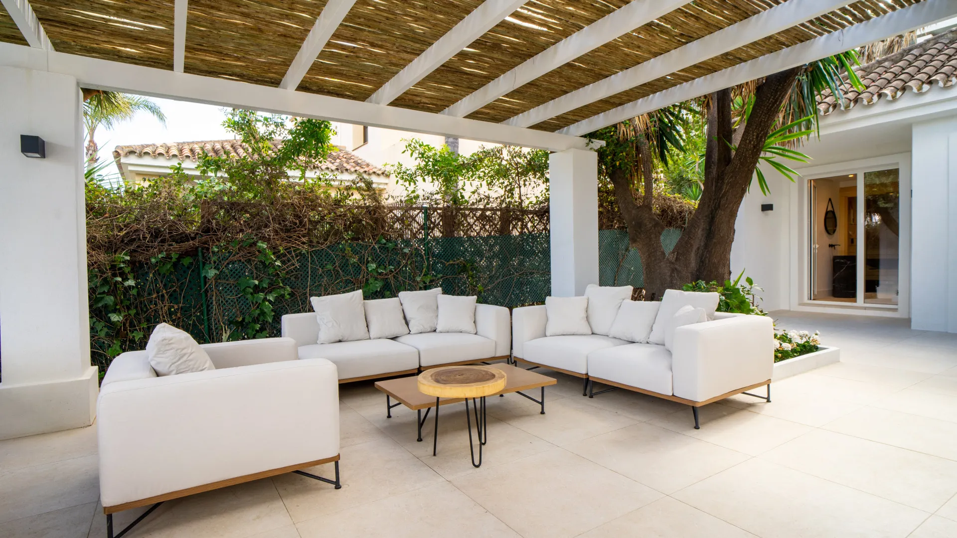 Se vende villa en Las Brisas