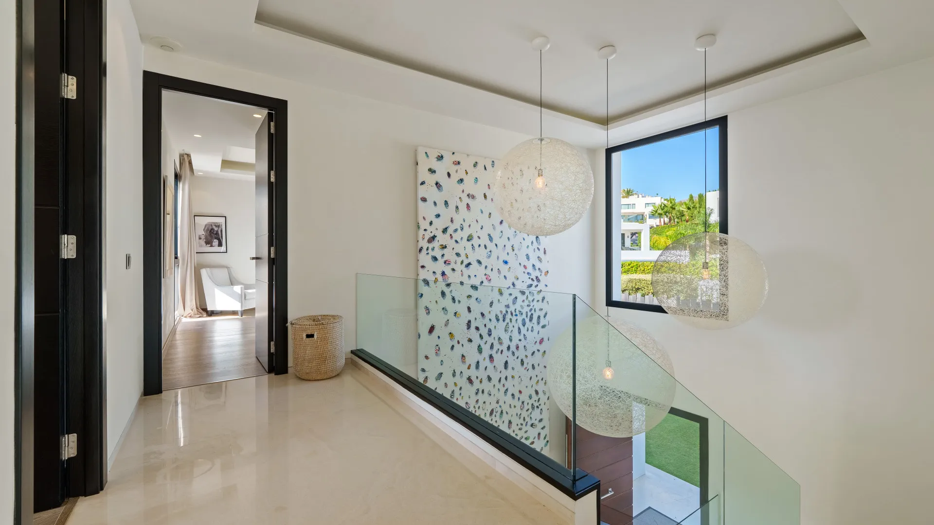 Se vende villa en Nueva Andalucia de 6 dormitorios