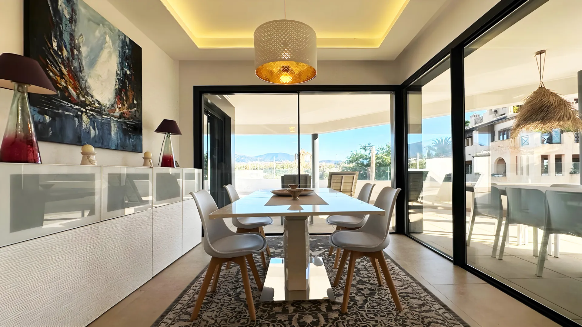 For sale apartment with 3 bedrooms in El Campanario Hills