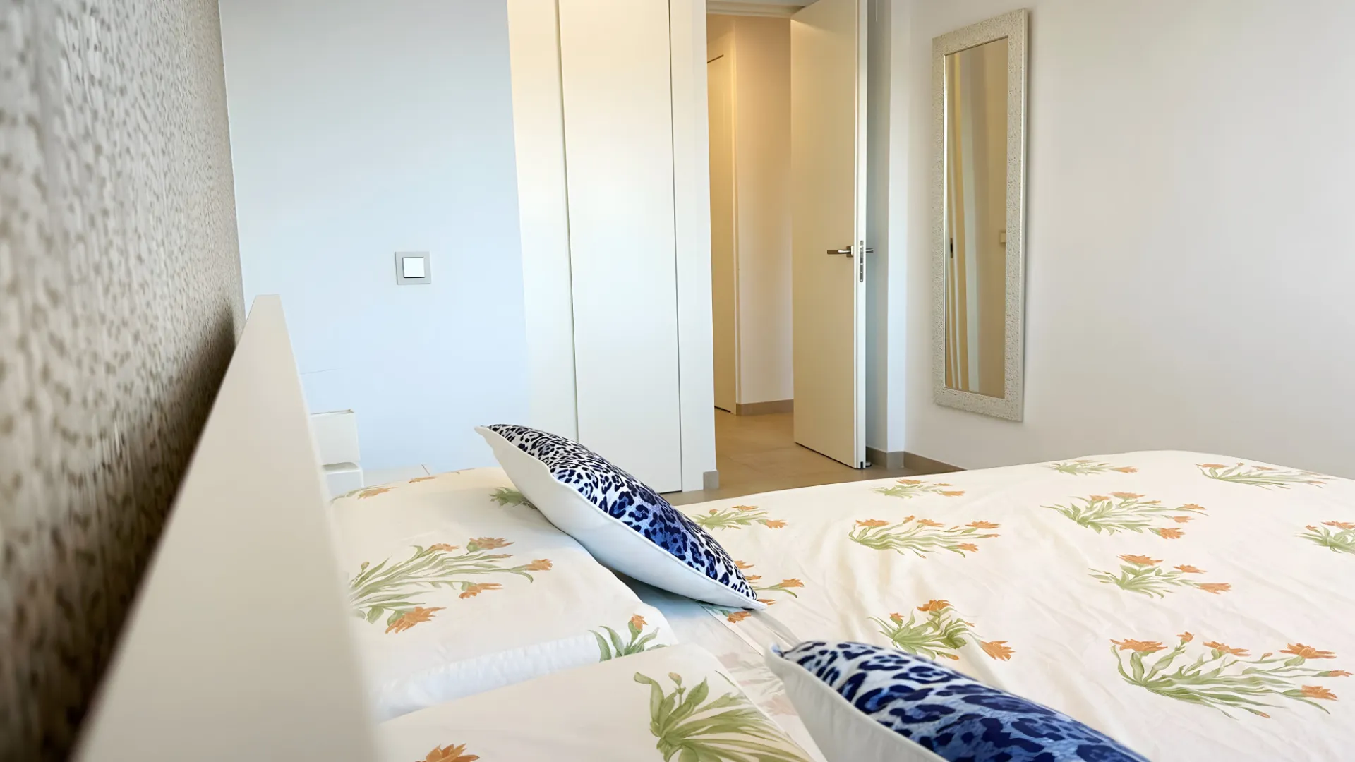 For sale apartment with 3 bedrooms in El Campanario Hills