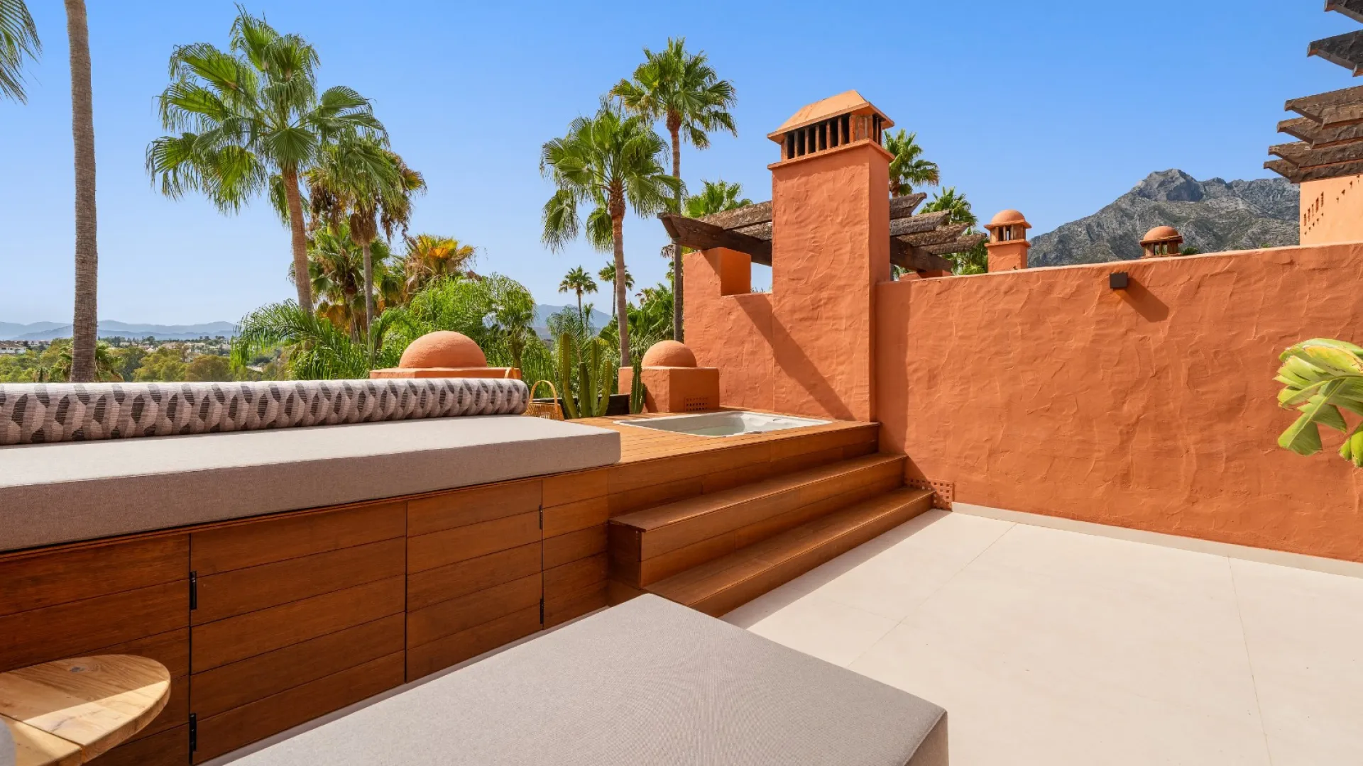 For sale town house with 4 bedrooms in Monte Marbella Club