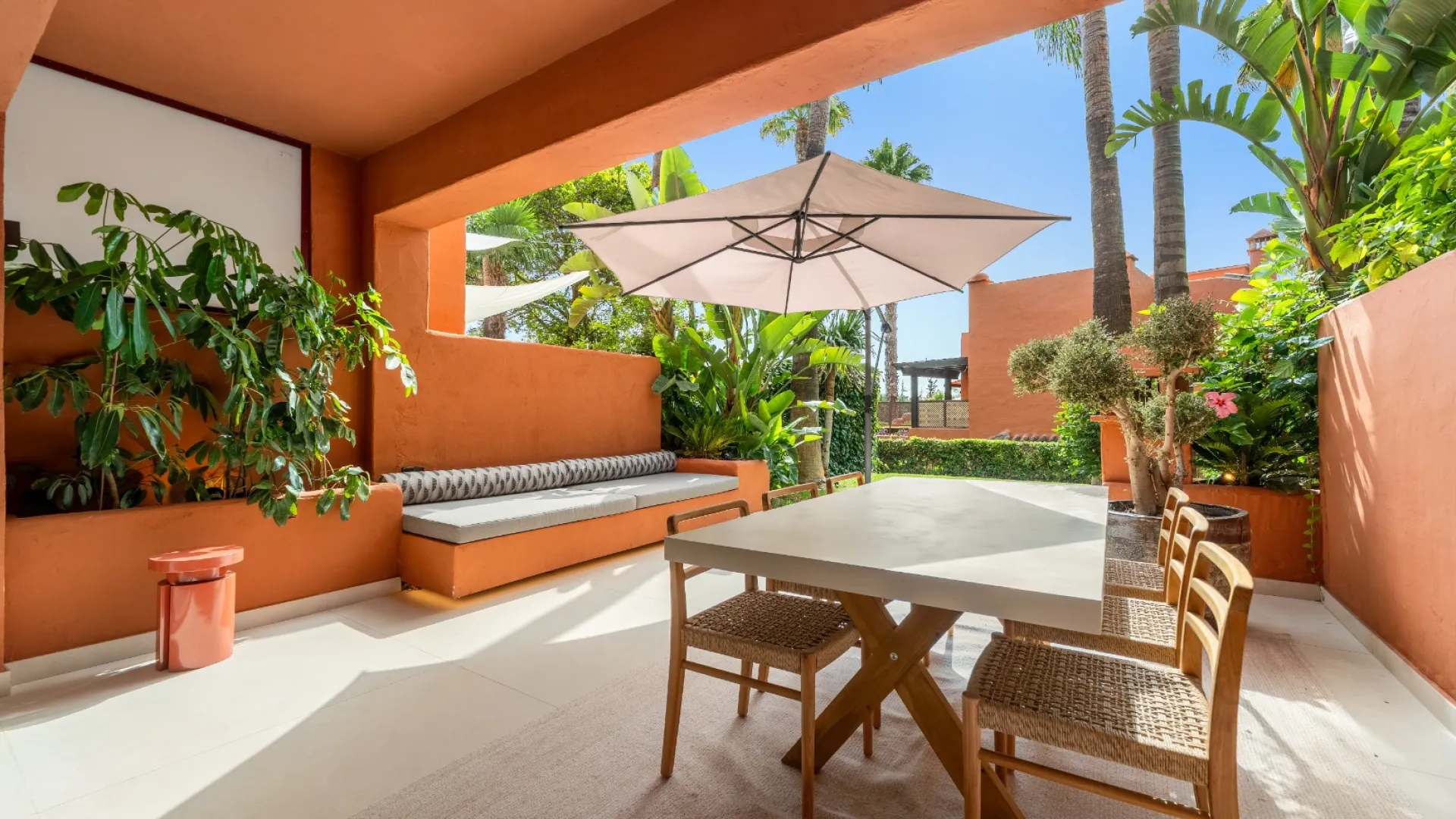 For sale town house with 4 bedrooms in Monte Marbella Club