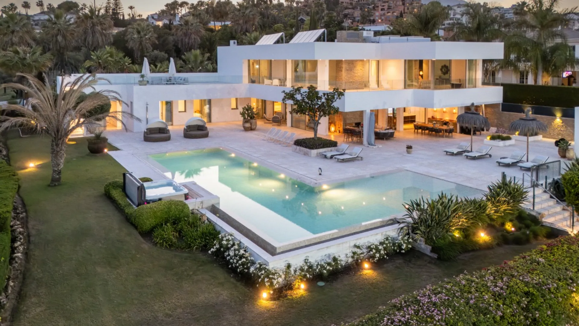 Villa de 7 dormitorios a la venta en La Cerquilla