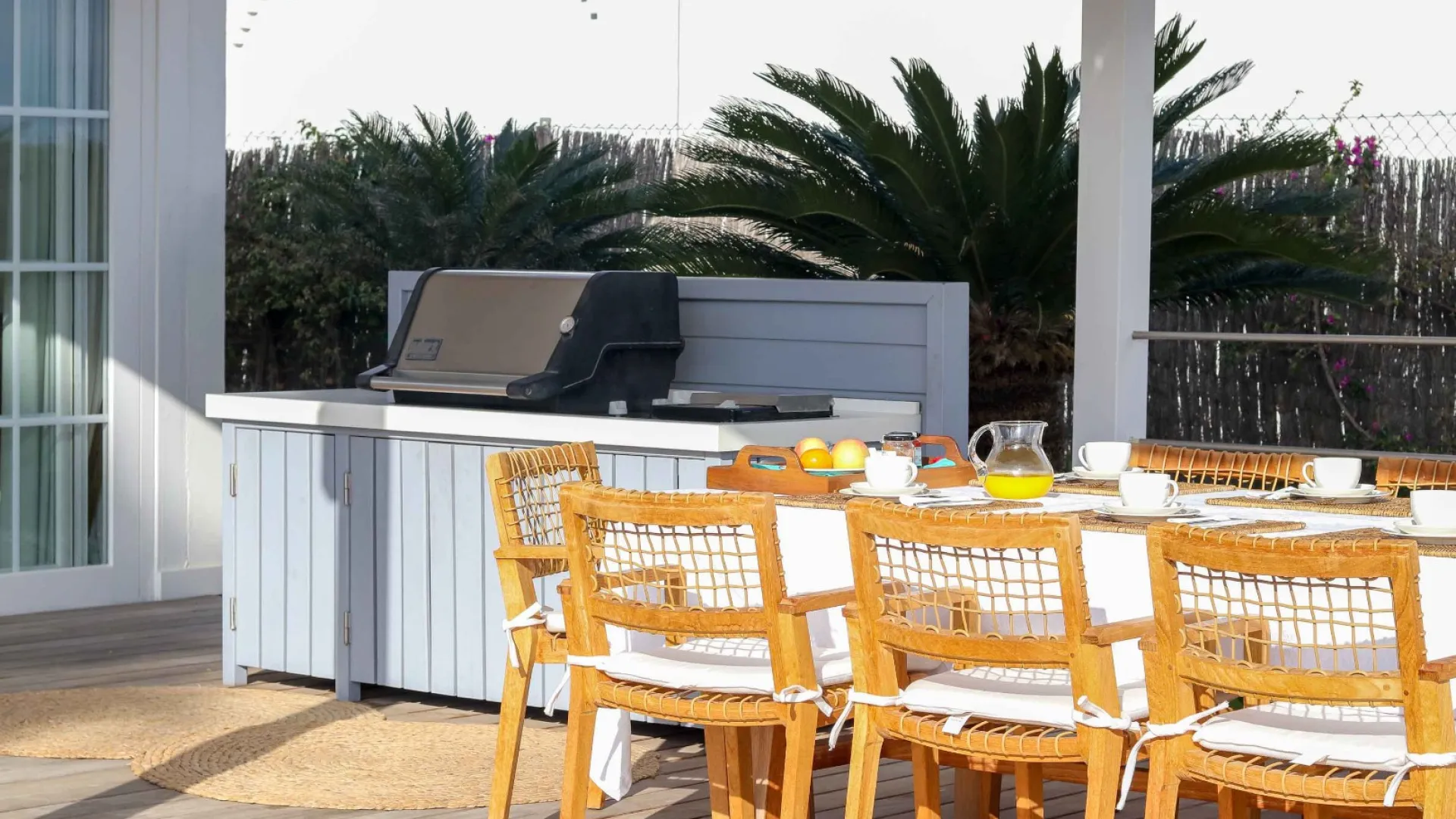 4 bedrooms villa for sale in Benahavis