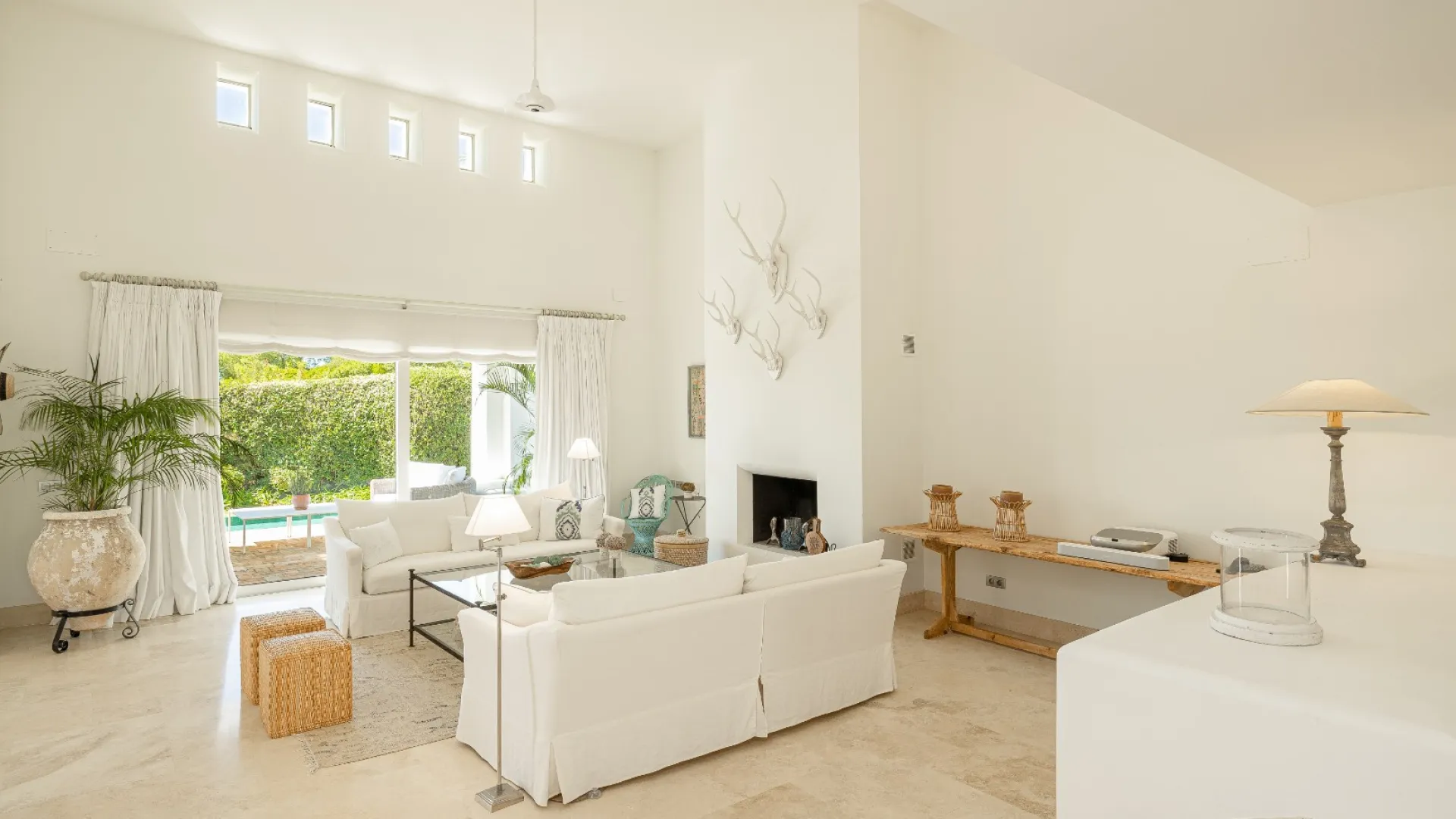 Villa en venta con 4 dormitorios en Finca Cortesin