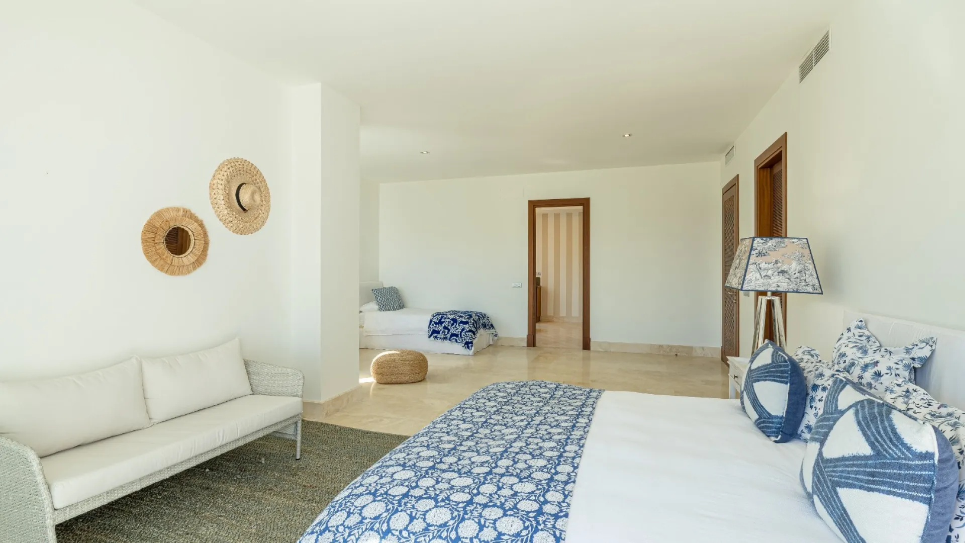Villa en venta con 4 dormitorios en Finca Cortesin