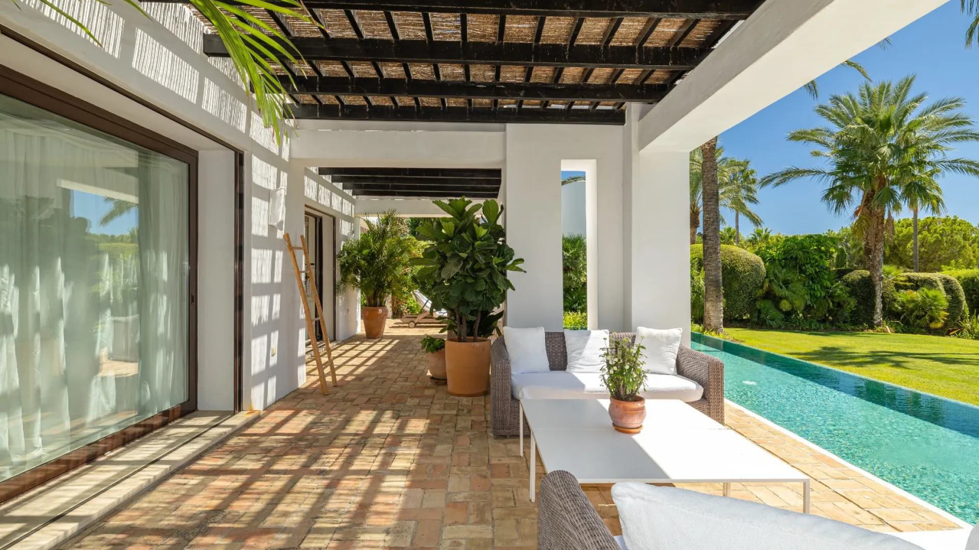 Villa en venta con 4 dormitorios en Finca Cortesin