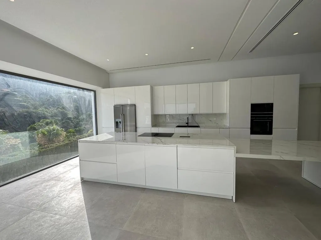 El Madroñal, villa en venta con 5 dormitorios