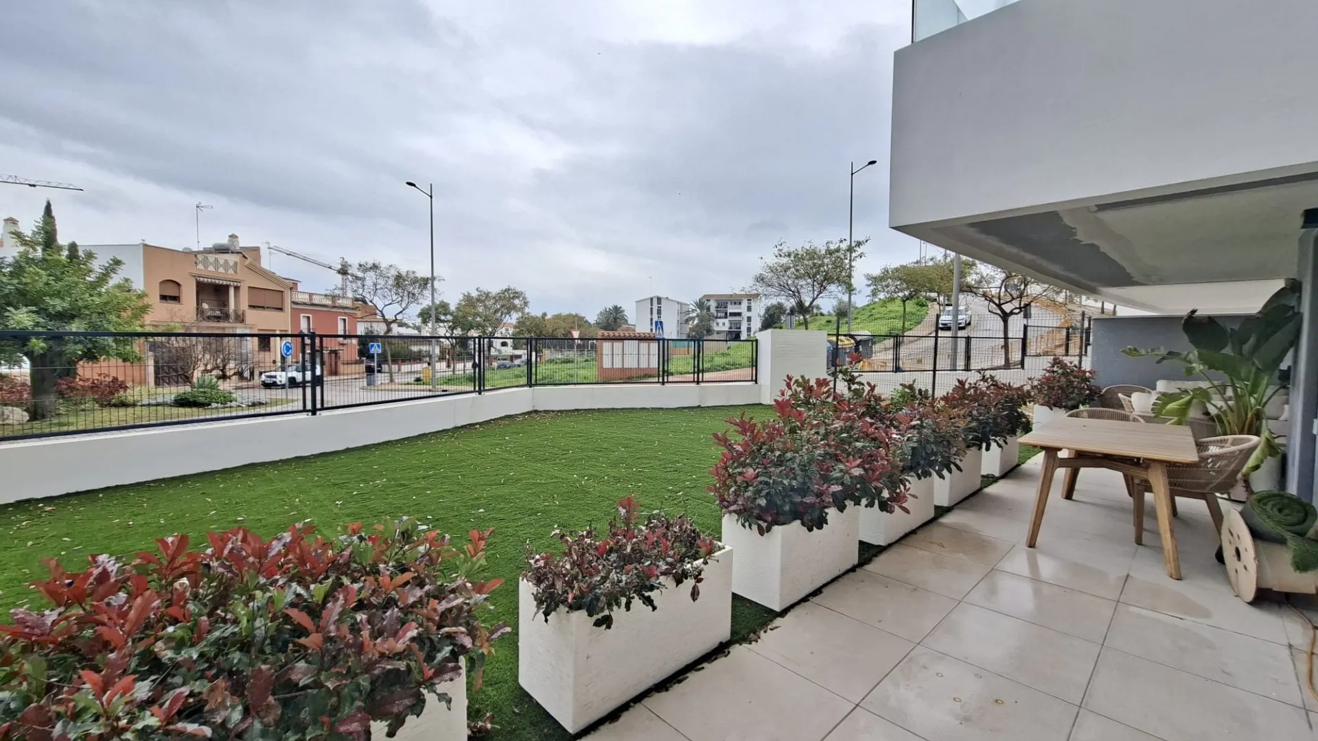 For sale 2 bedrooms apartment in Estepona Centre