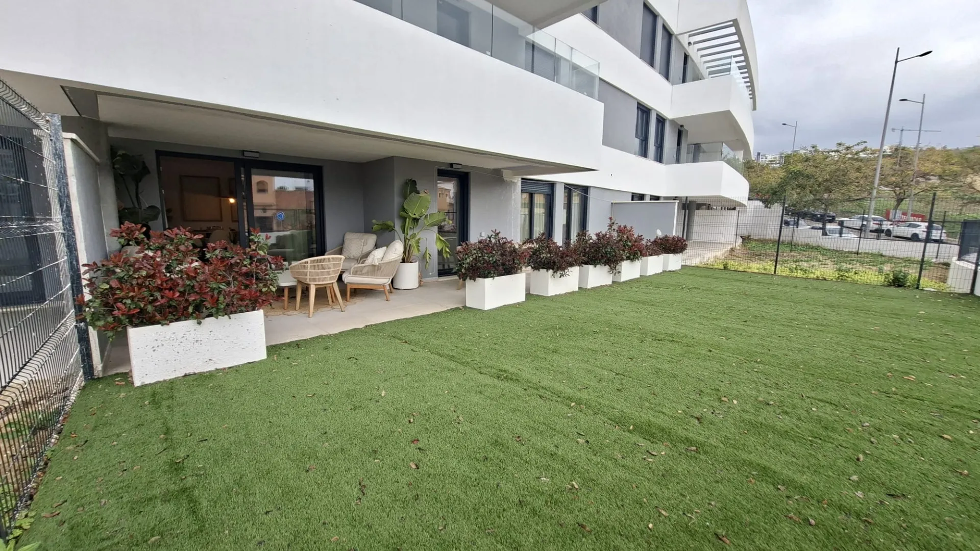 For sale 2 bedrooms apartment in Estepona Centre