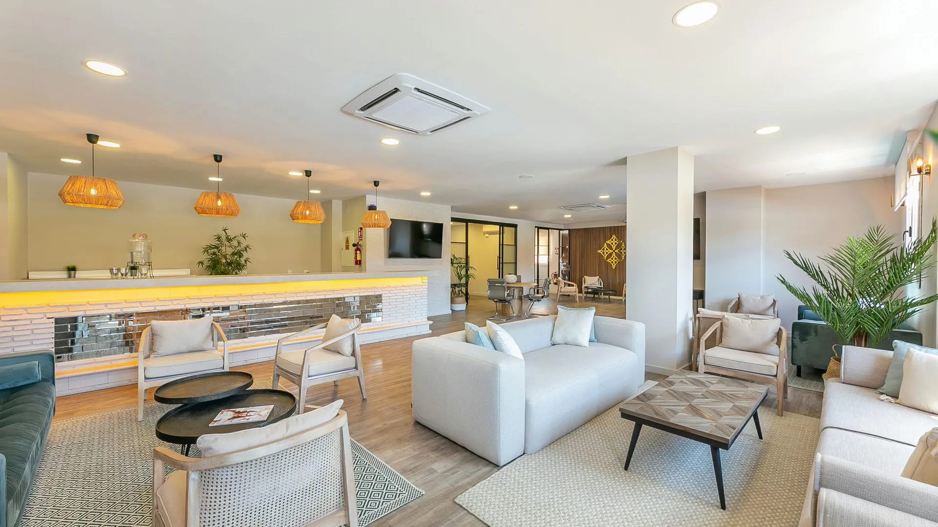 Comprar apartamento con 2 dormitorios en El Paraiso