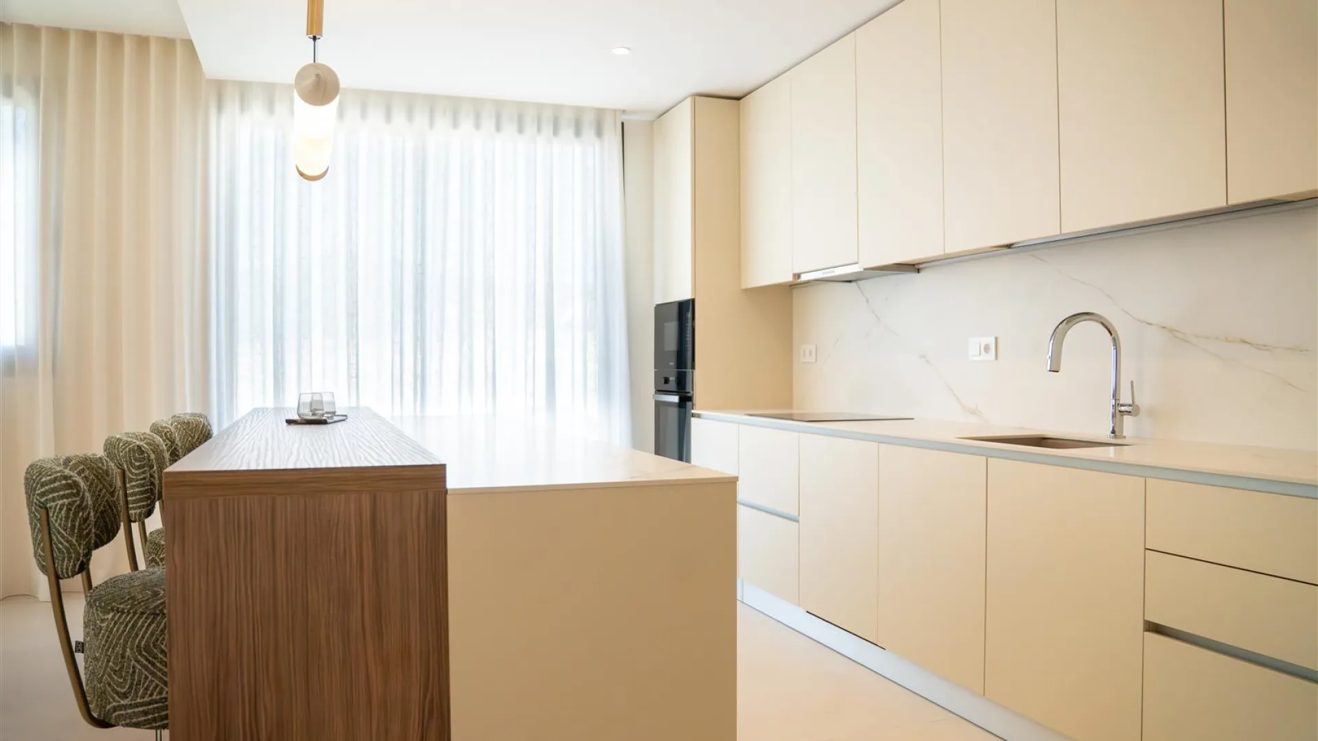 3 bedrooms New Golden Mile apartment for sale
