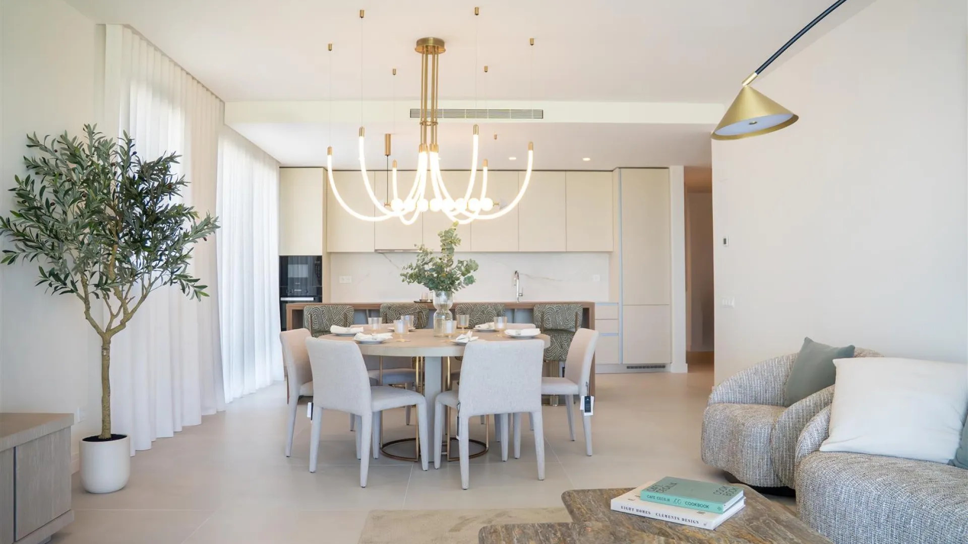 3 bedrooms New Golden Mile apartment for sale