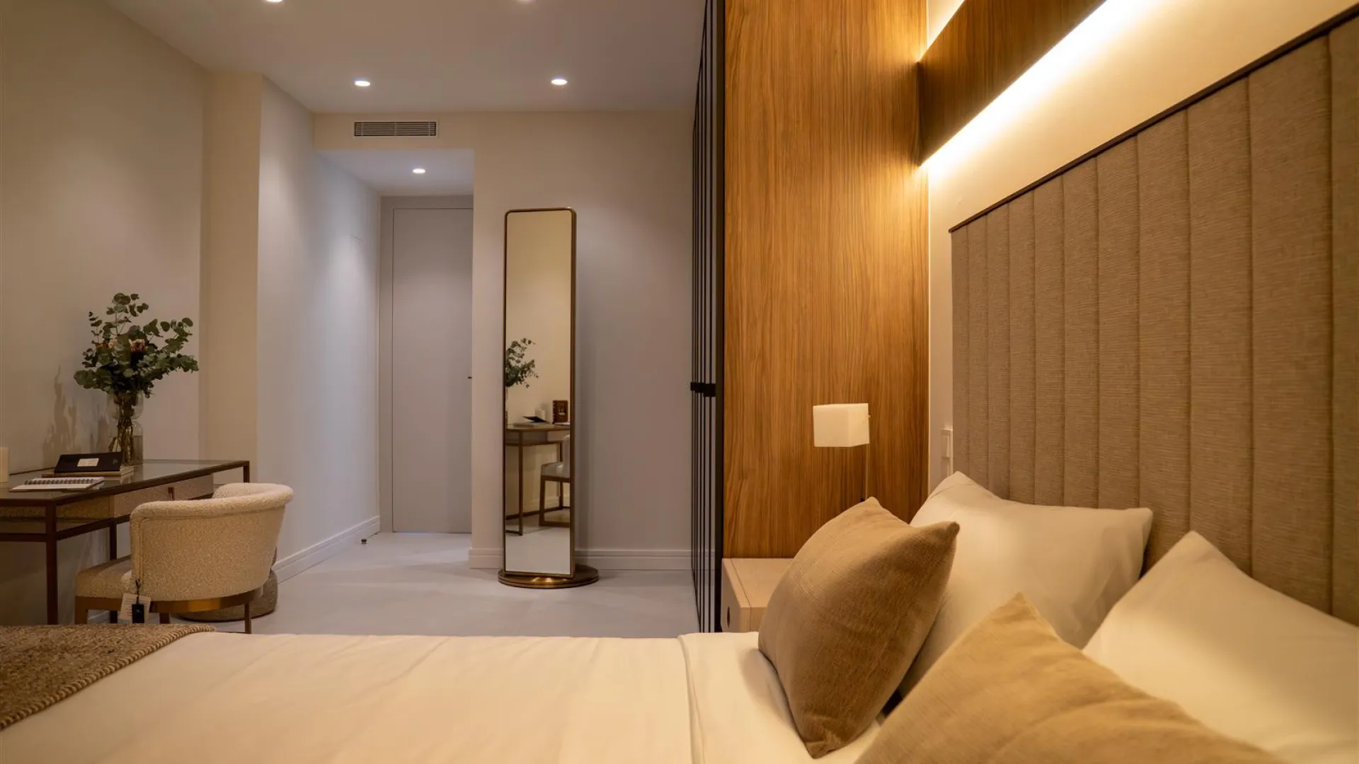 3 bedrooms New Golden Mile apartment for sale