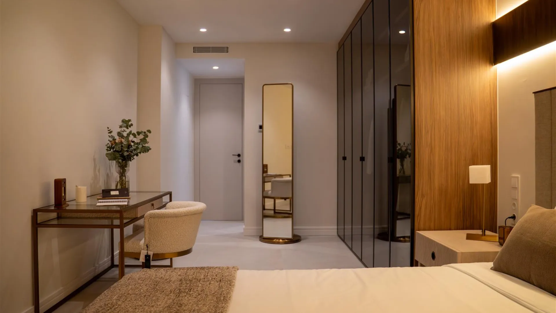 3 bedrooms New Golden Mile apartment for sale