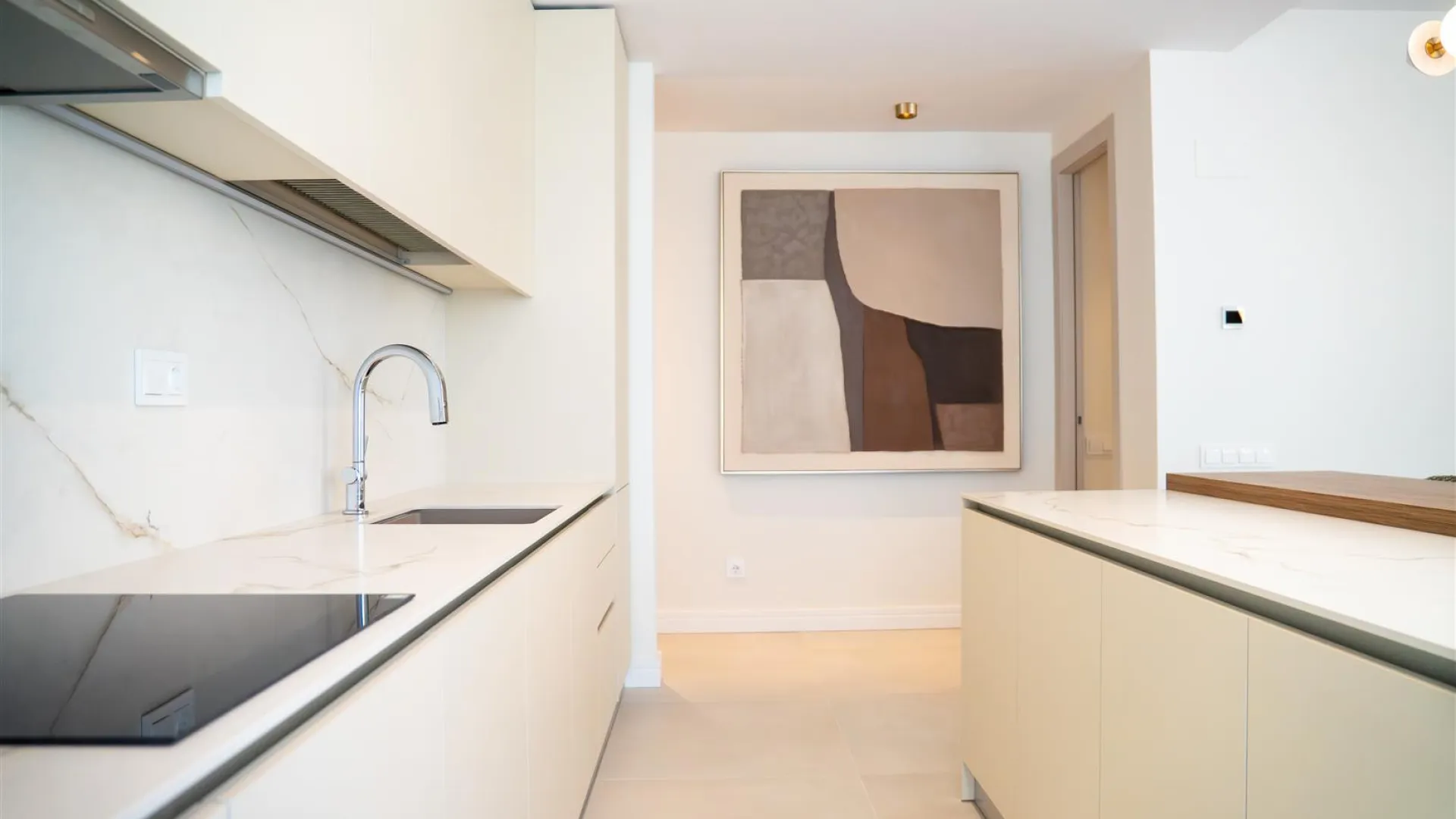3 bedrooms New Golden Mile apartment for sale