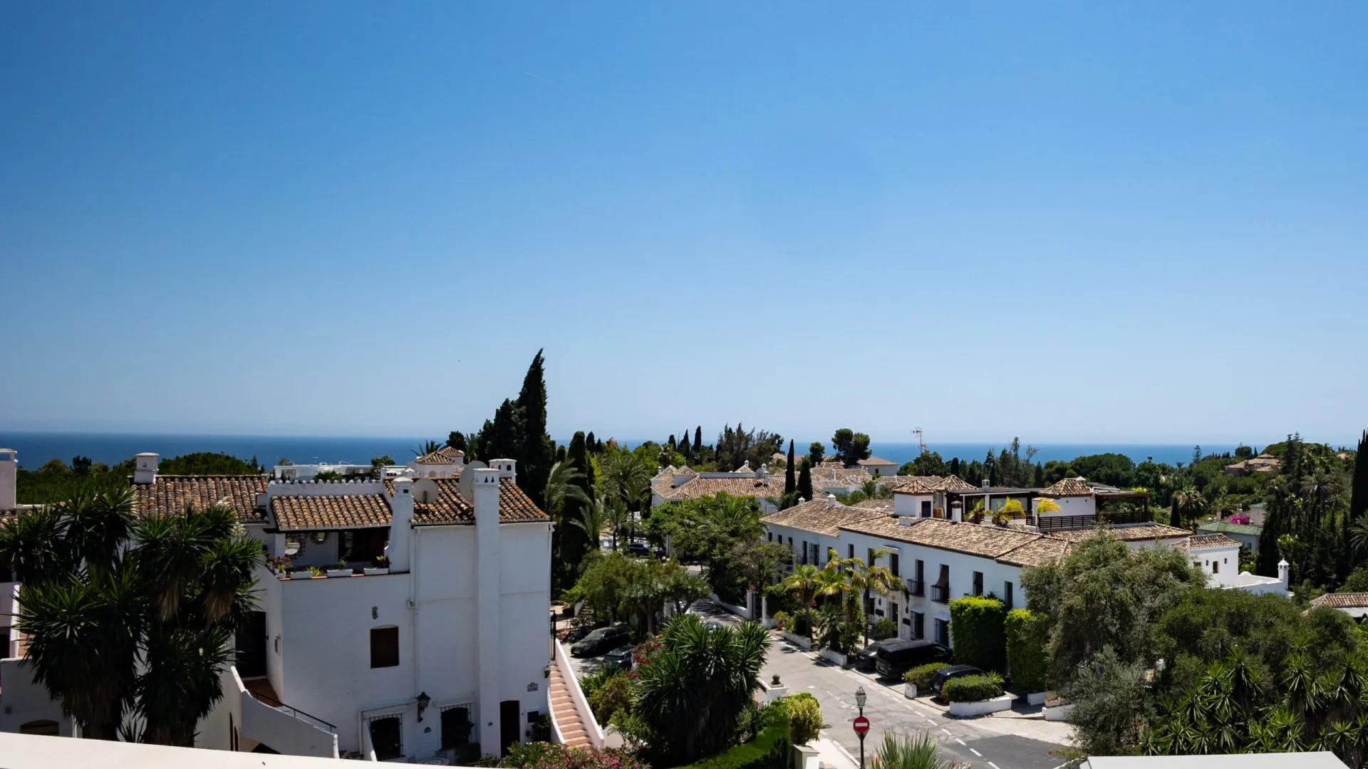 Buy apartment in Marbella Golden Mile