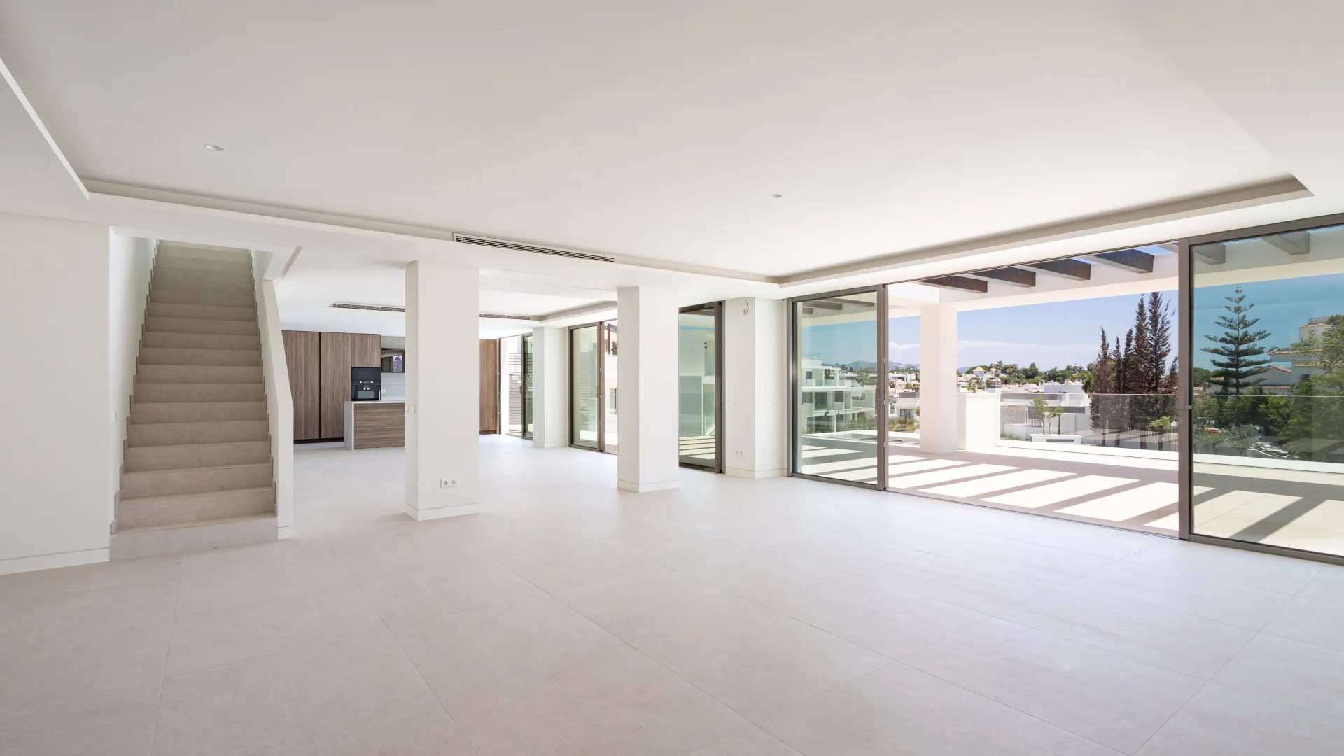 Buy apartment in Marbella Golden Mile