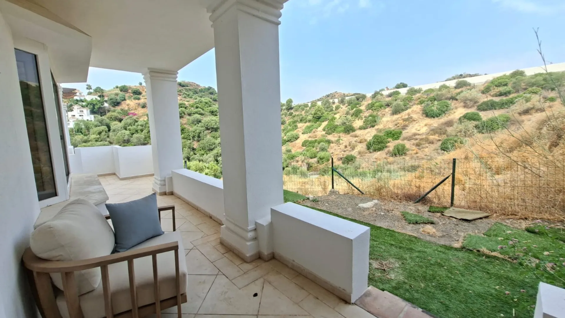 For sale apartment in Aloha