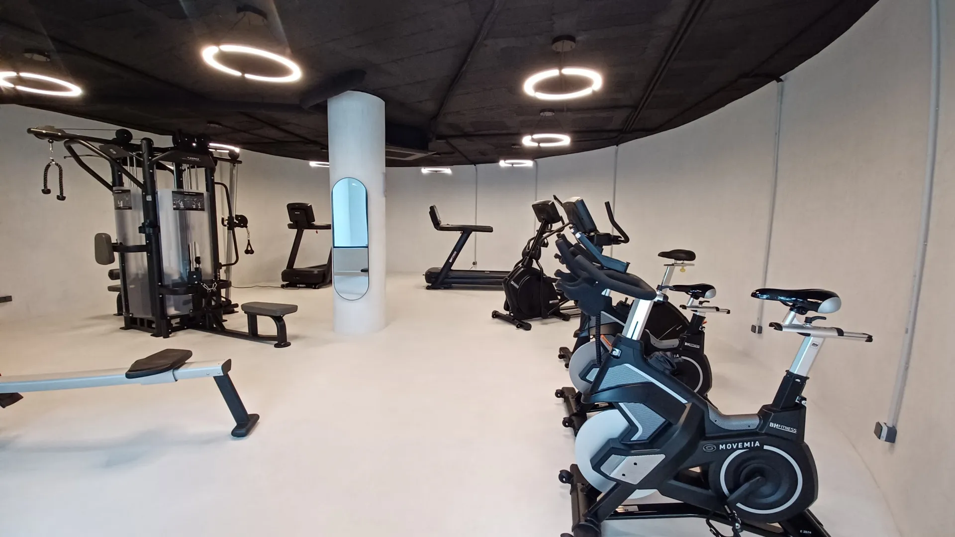 Apartment for sale in Aloha with 2 bedrooms