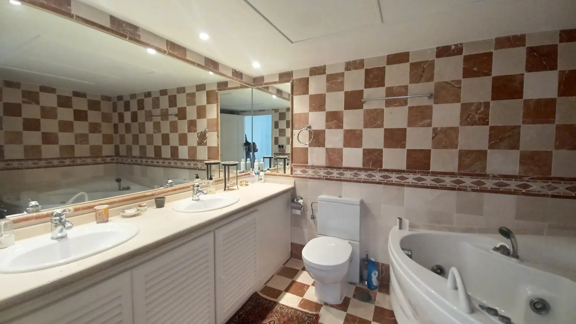 Magna Marbella, atico duplex en venta con 3 dormitorios