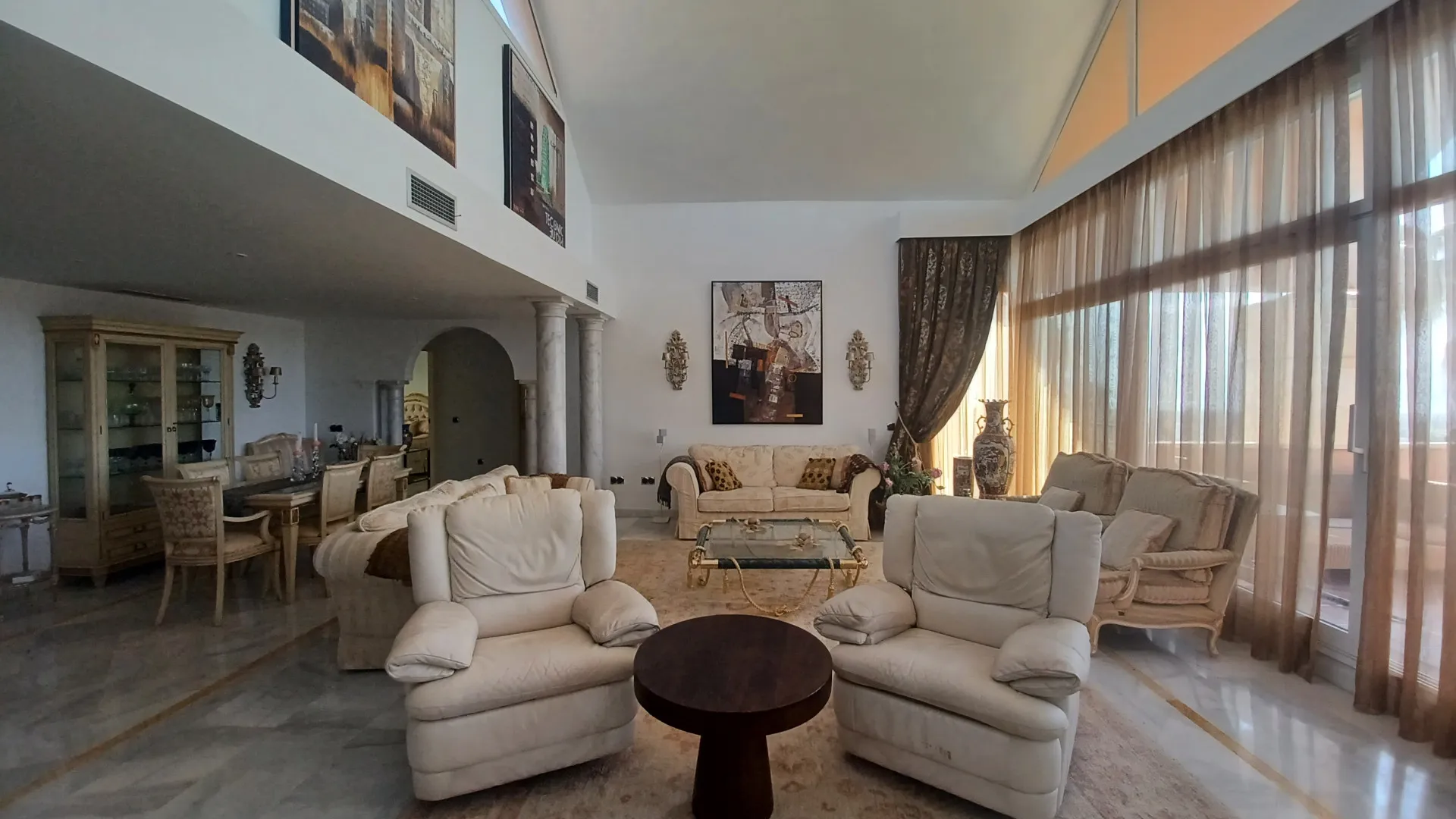 Magna Marbella, atico duplex en venta con 3 dormitorios
