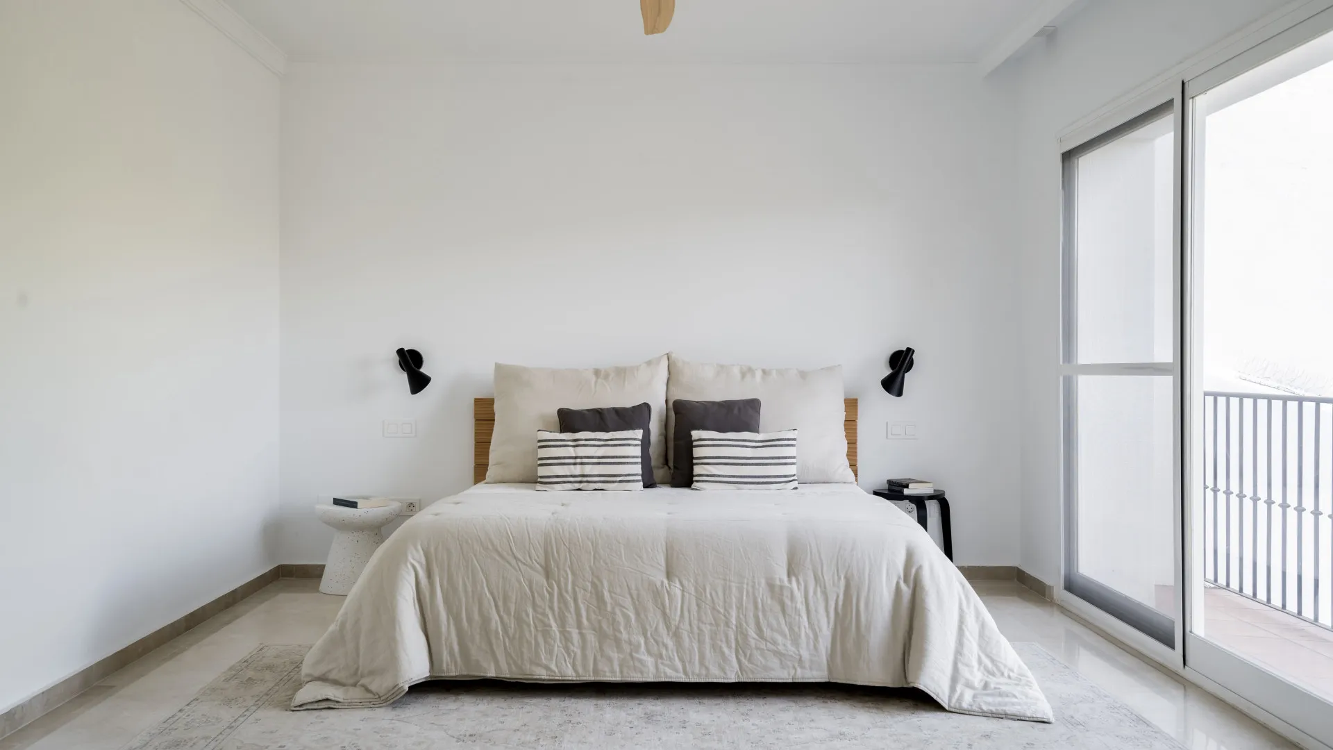 For sale 4 bedrooms town house in La Quinta