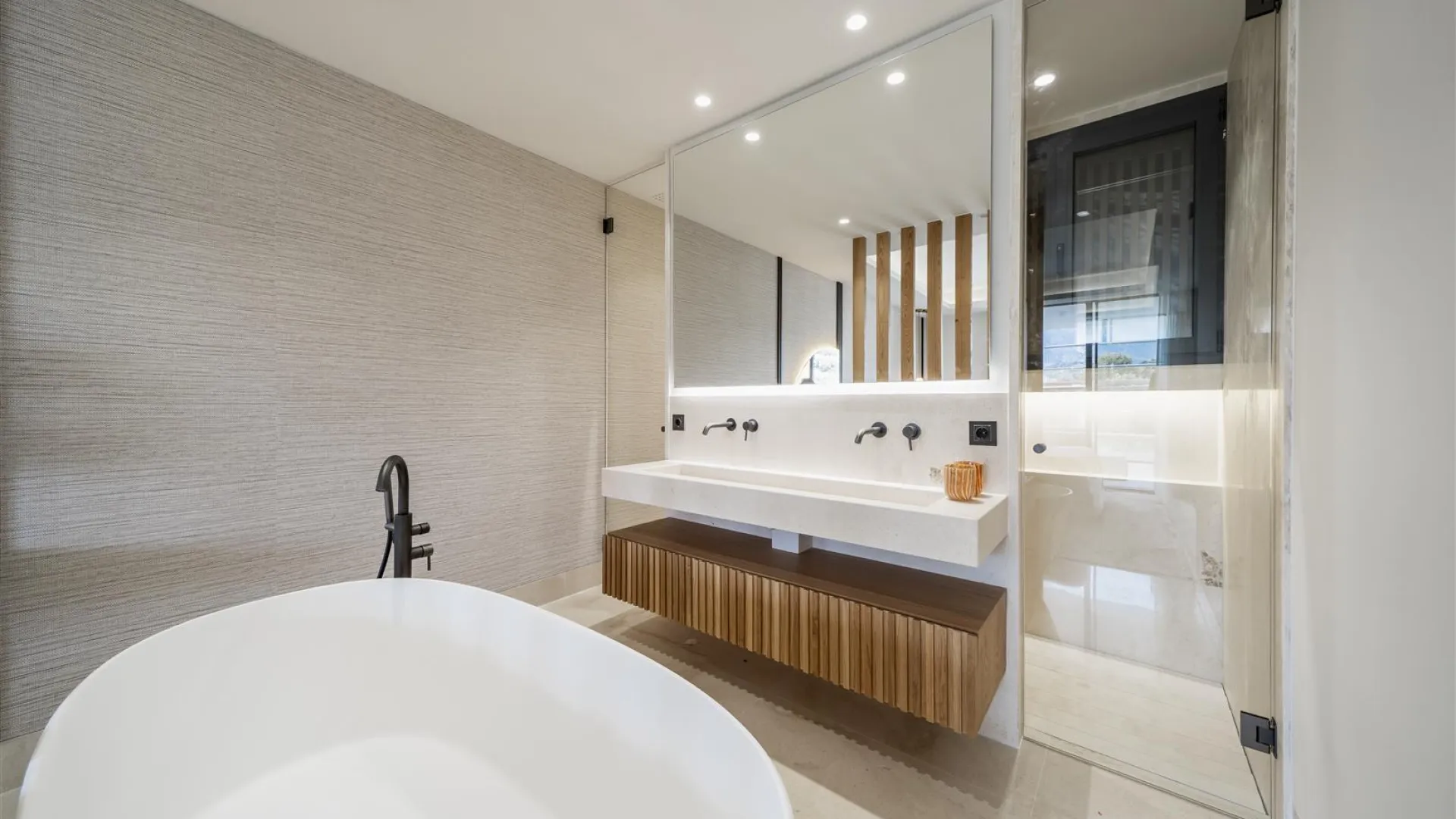 Aloha, apartamento con 2 dormitorios en venta