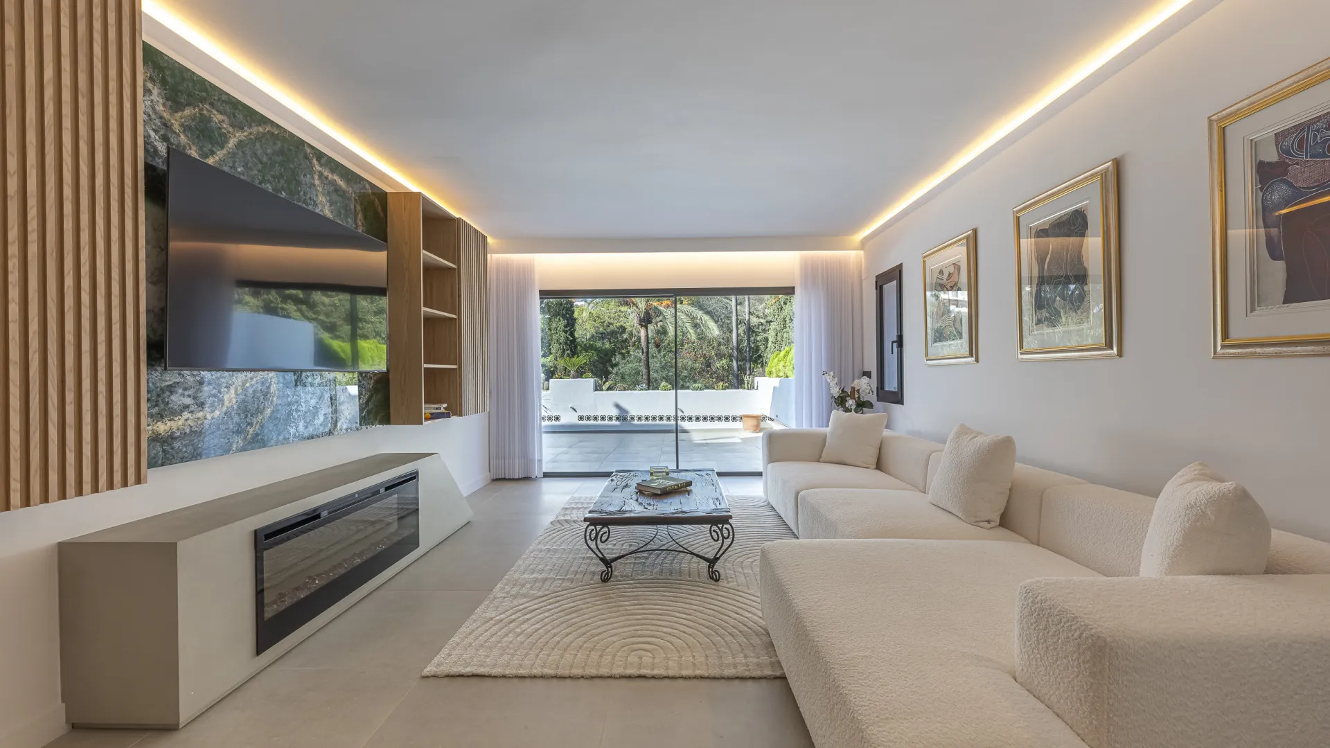 Buy 3 bedrooms ground floor apartment in Kings Hills