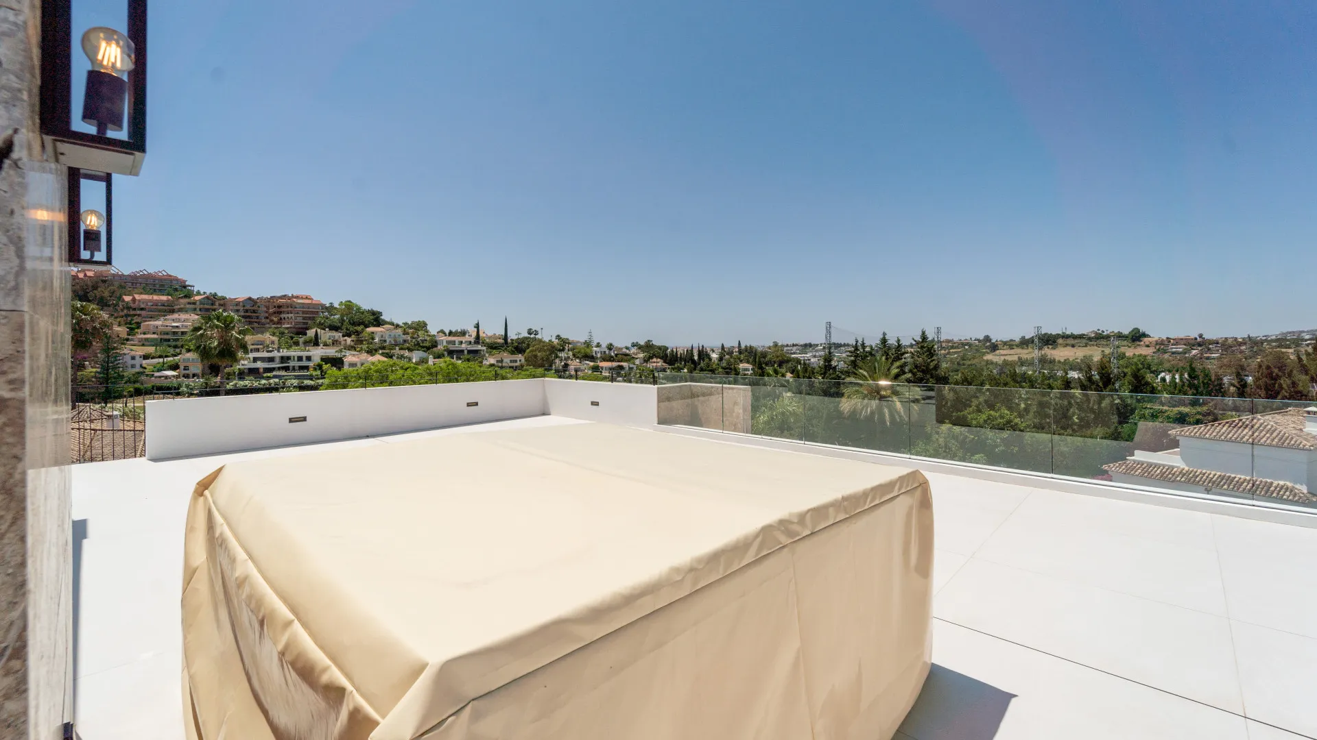 5 bedrooms villa for sale in Los Naranjos Golf