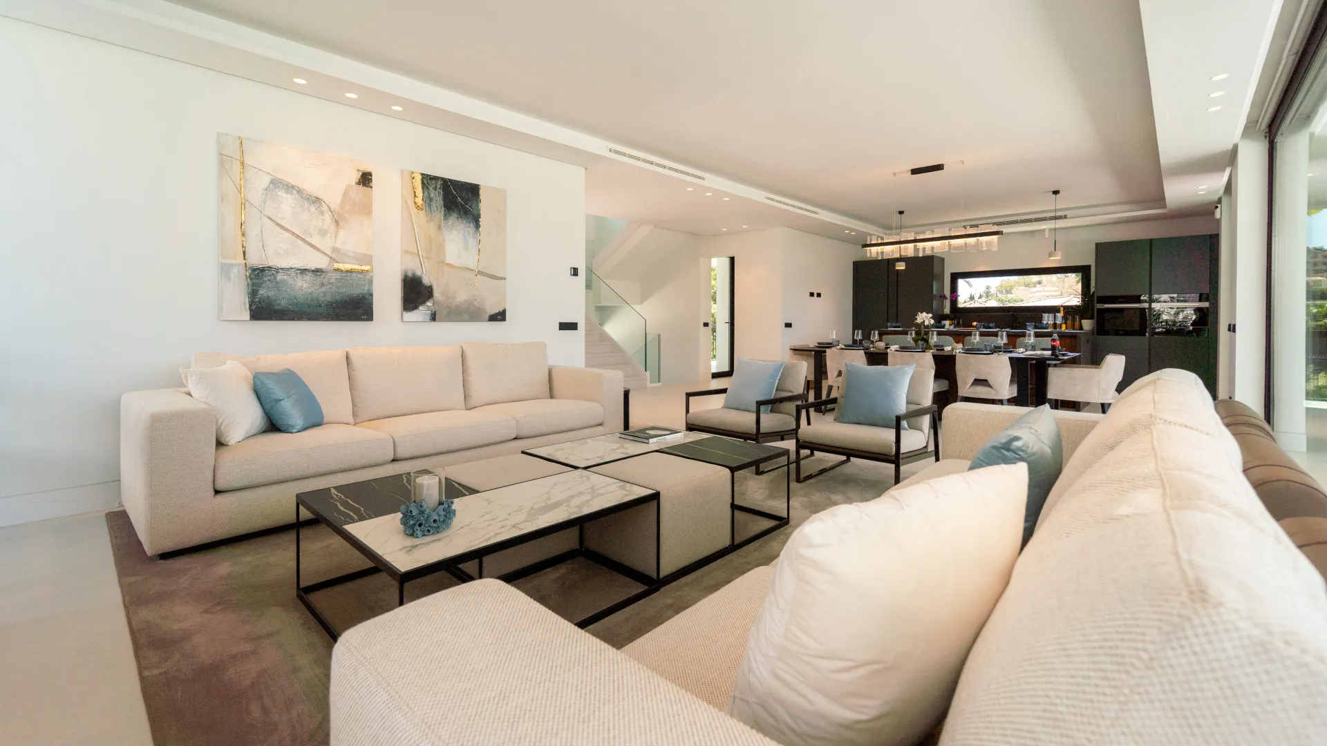 5 bedrooms villa for sale in Los Naranjos Golf