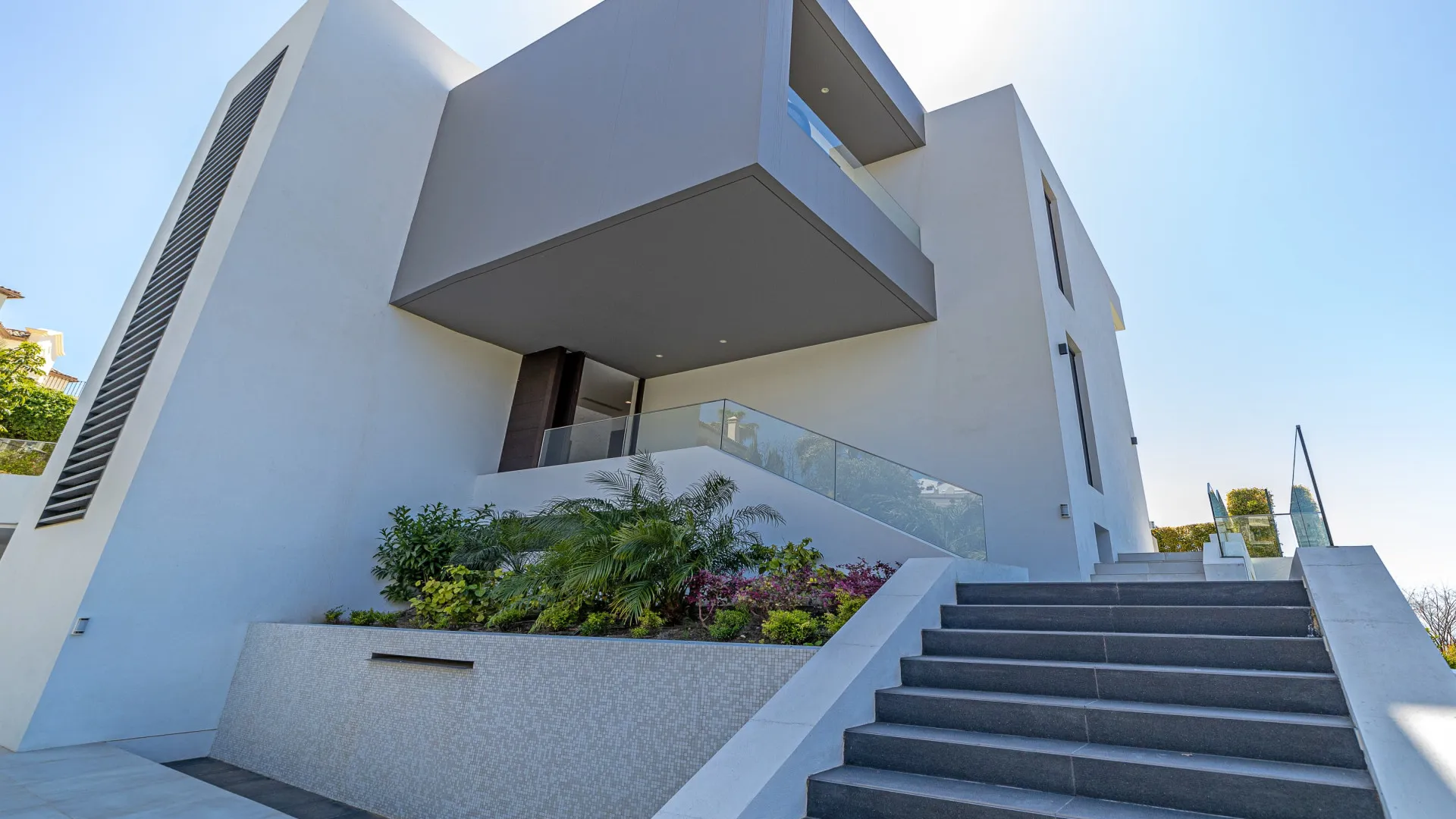 Villa for sale in Los Arqueros with 6 bedrooms