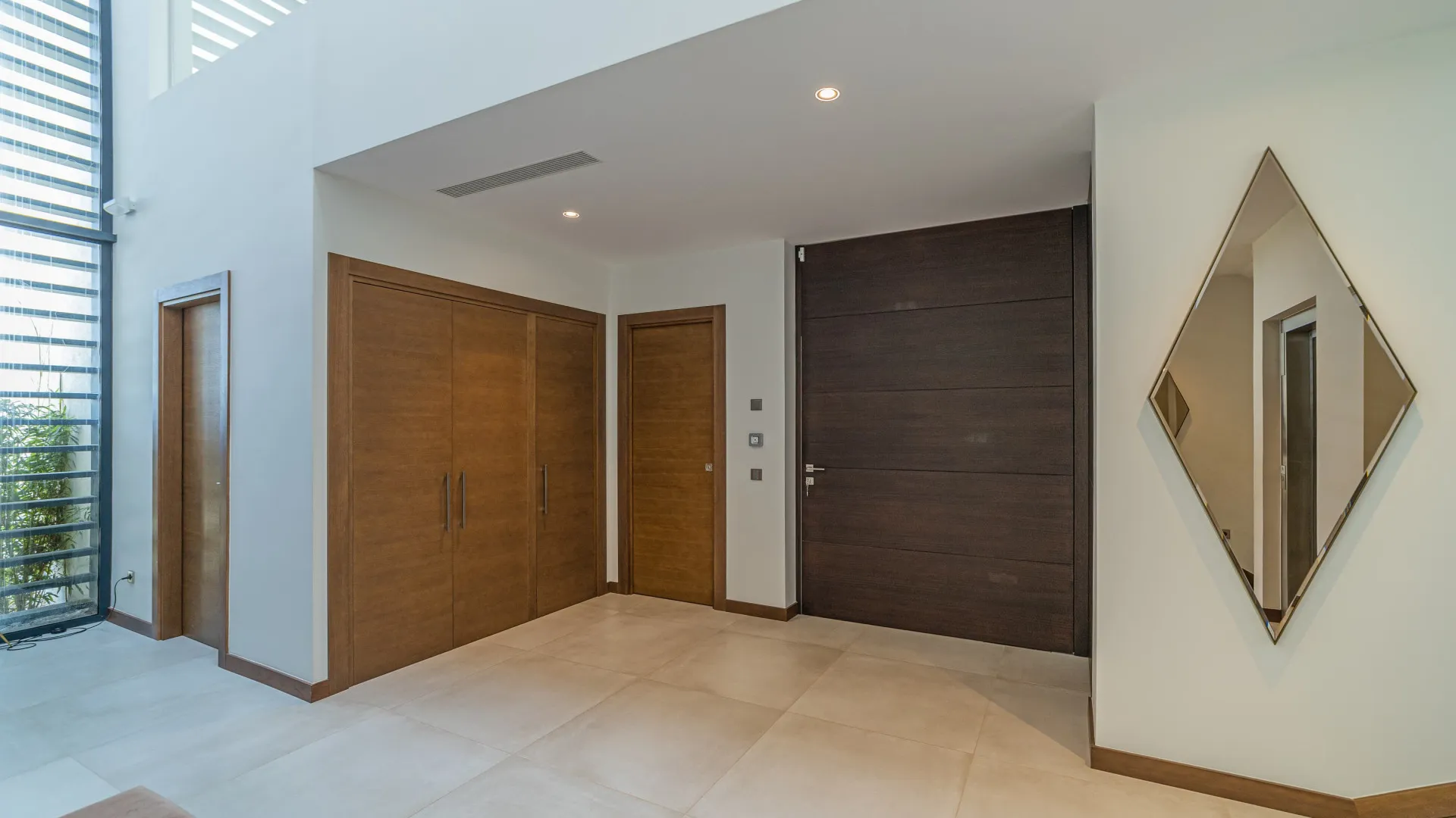 Villa for sale in Los Arqueros with 6 bedrooms