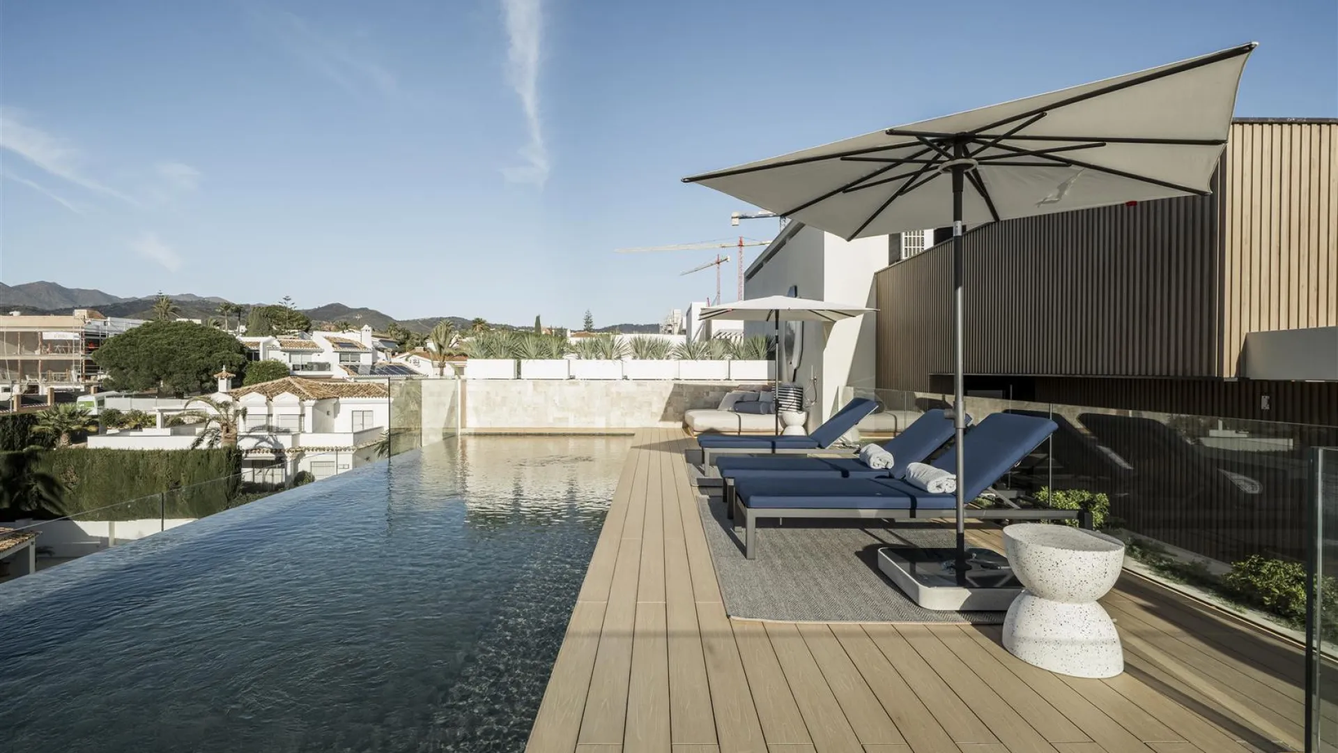 For sale 3 bedrooms apartment in El Rosario