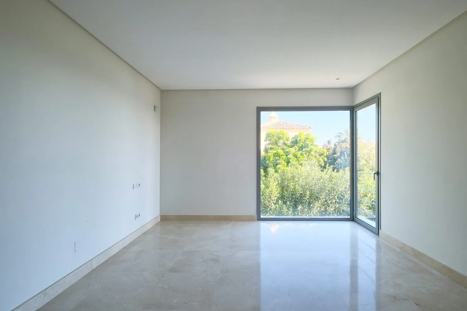 For sale villa in Puerto del Capitan with 4 bedrooms