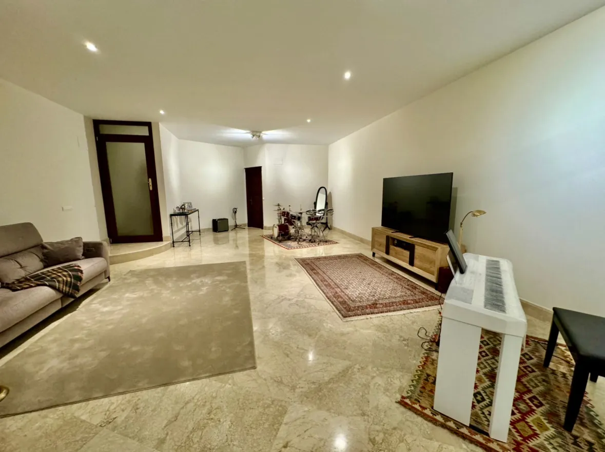 Ground floor apartment for sale in San Pedro Playa with 3 bedrooms