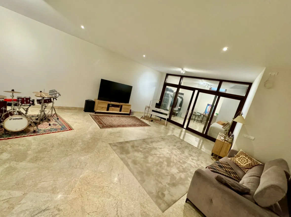 Ground floor apartment for sale in San Pedro Playa with 3 bedrooms
