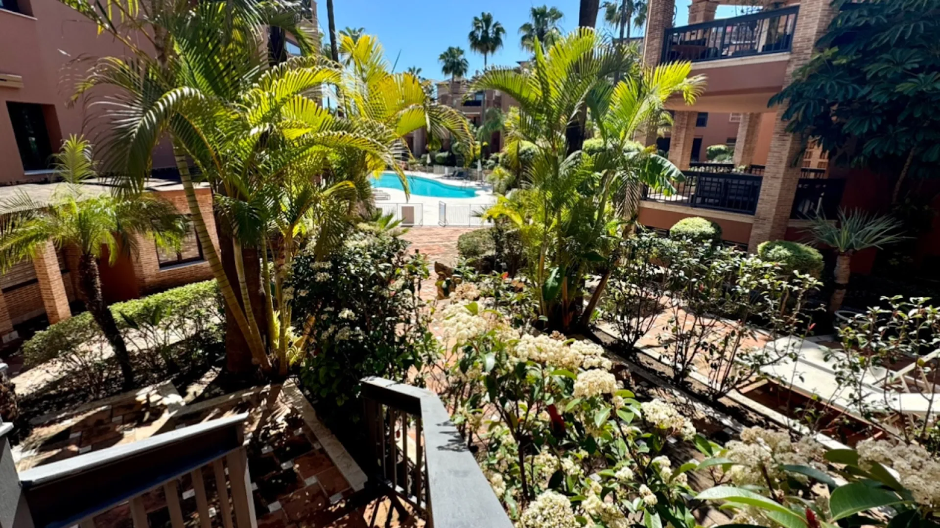 Ground floor apartment for sale in San Pedro Playa with 3 bedrooms