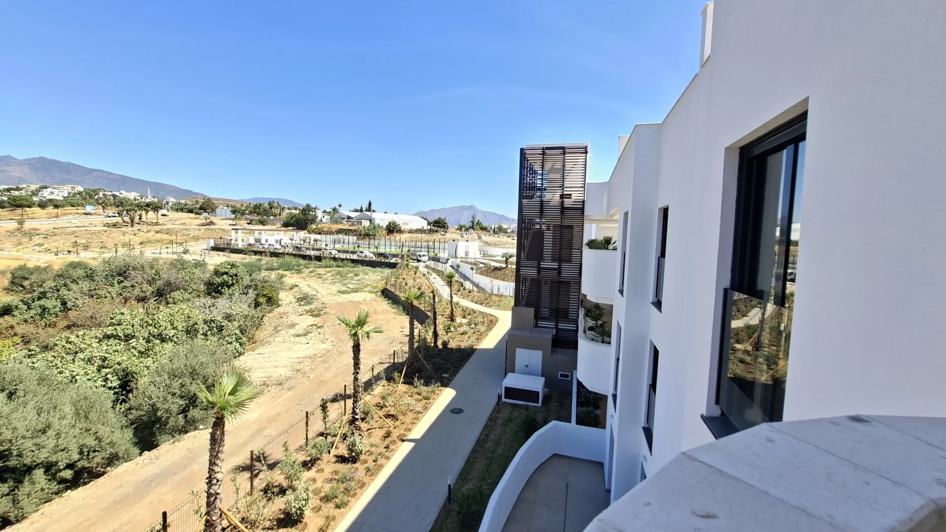 3 bedrooms Estepona East penthouse for sale
