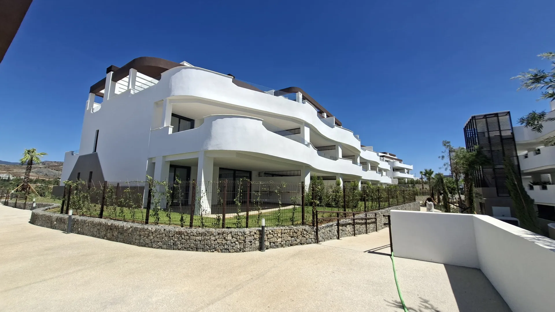 3 bedrooms Estepona East penthouse for sale