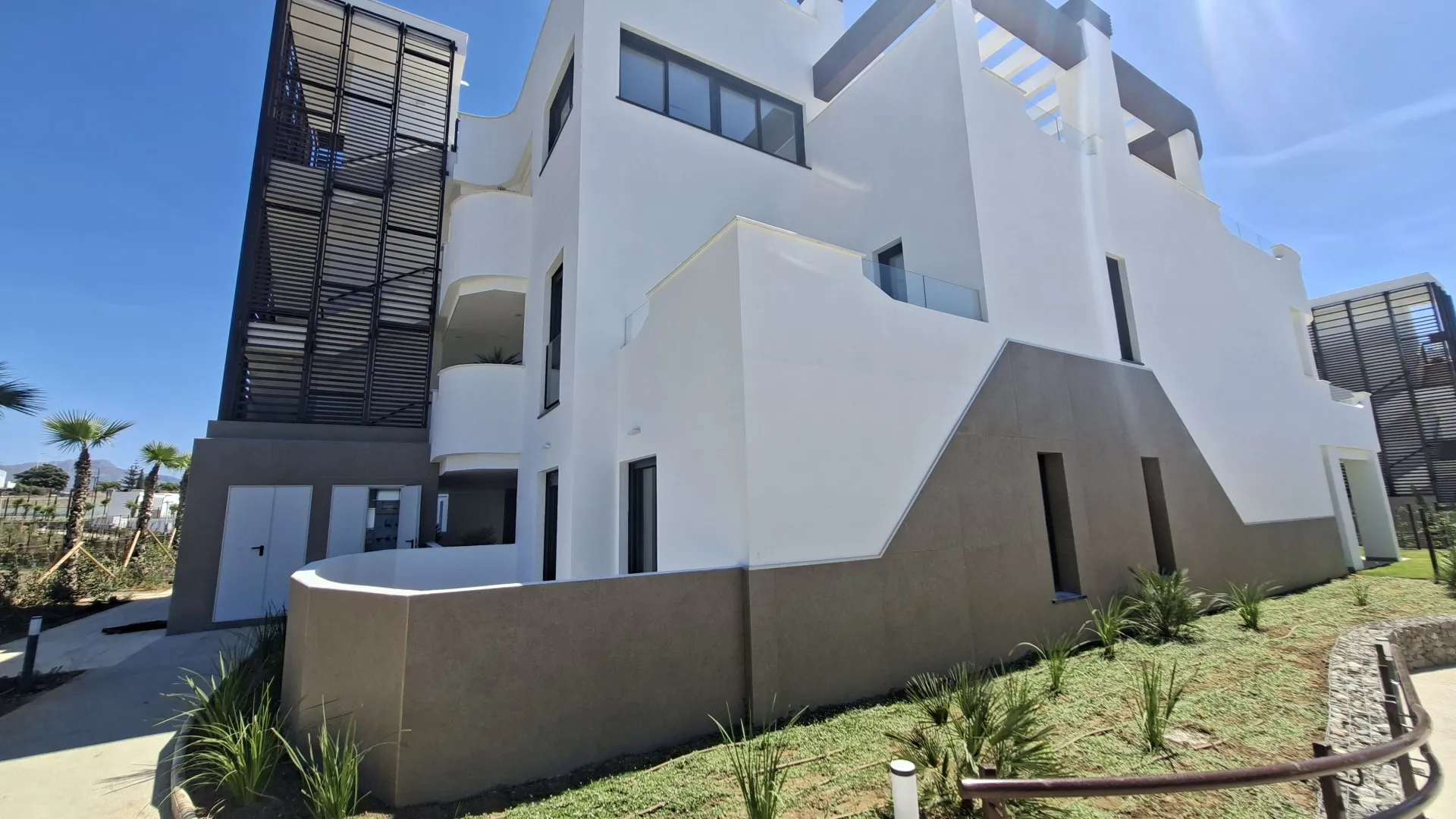 3 bedrooms Estepona East penthouse for sale