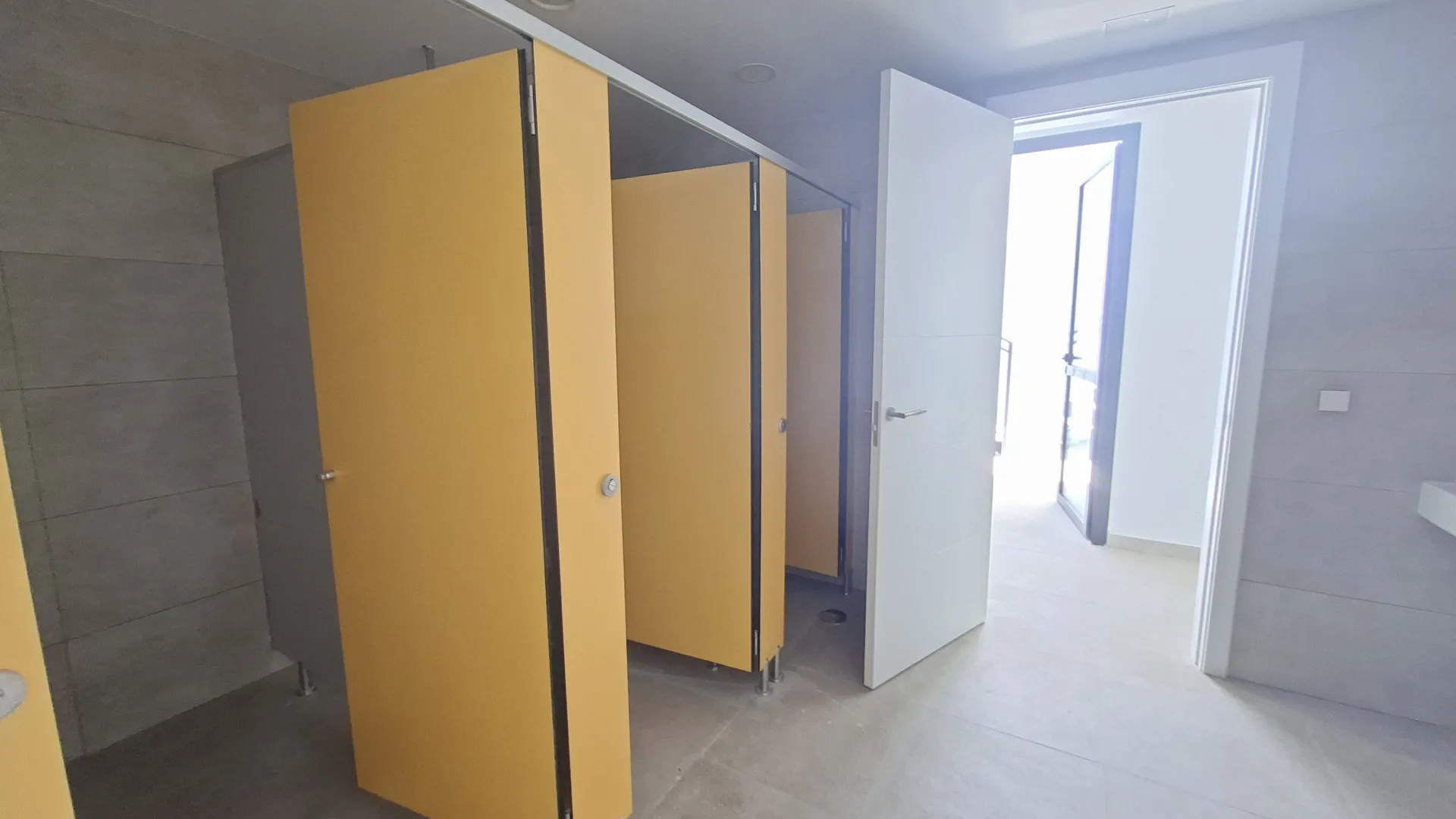 3 bedrooms Estepona East penthouse for sale