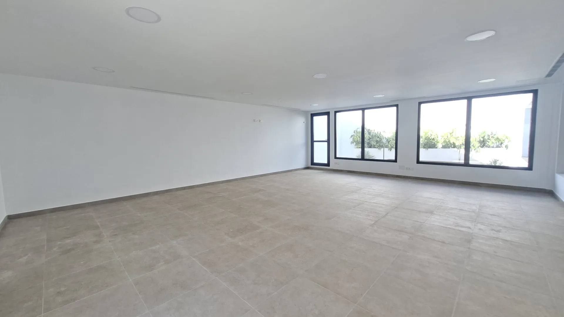 3 bedrooms Estepona East penthouse for sale