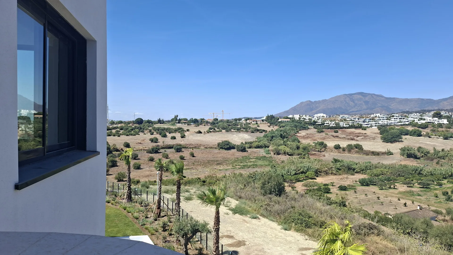 3 bedrooms Estepona East penthouse for sale