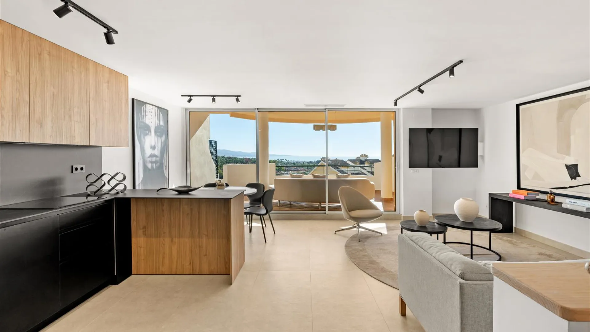 Señorio de Aloha, duplex a la venta
