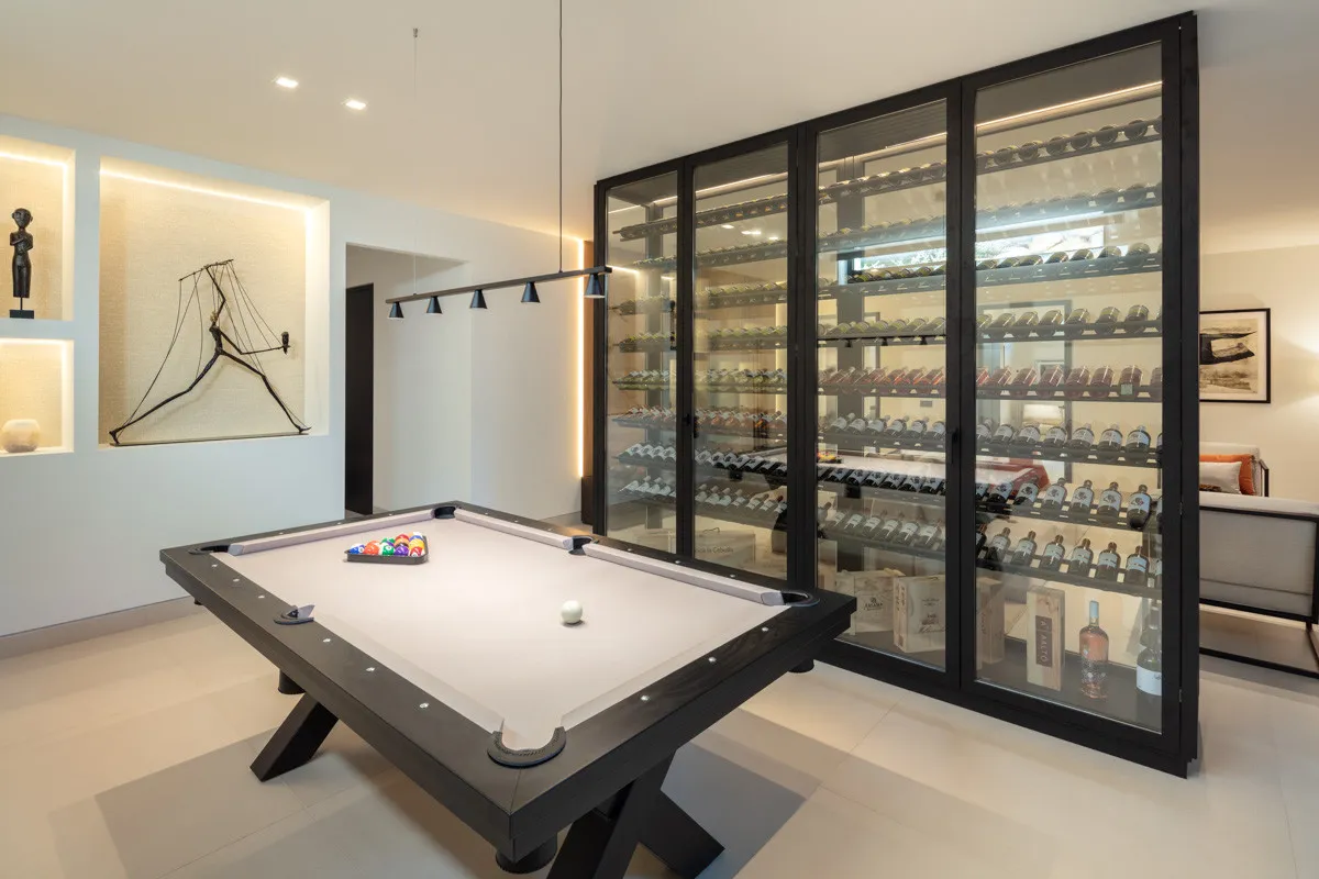 5 bedrooms villa for sale in Las Brisas