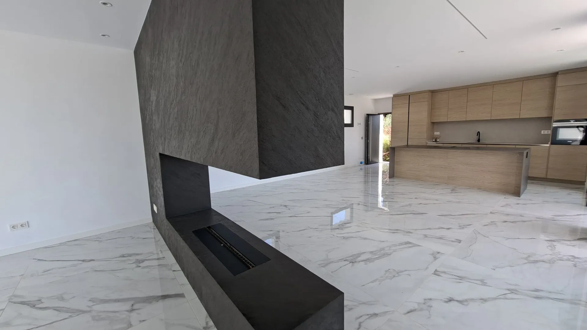 Buy villa with 6 bedrooms in Paraiso Alto