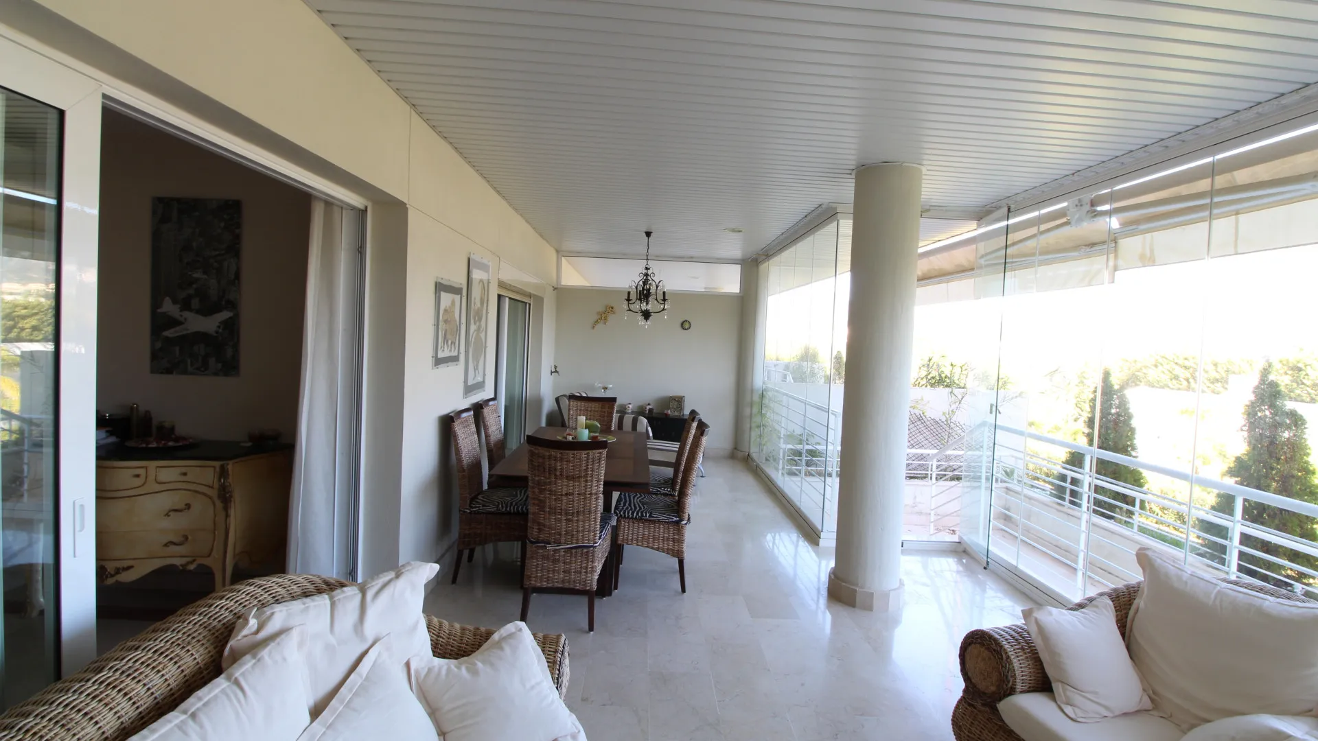 Apartamento planta baja en venta en La Corniche