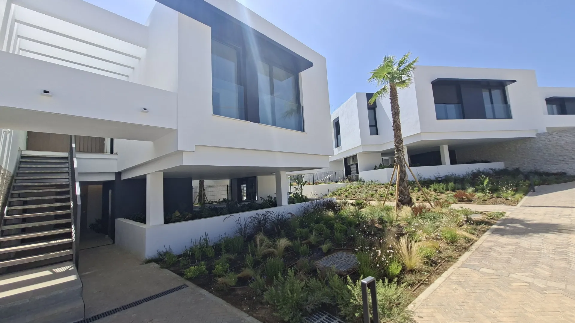 Apartamento a la venta en Marbella Este con 4 dormitorios